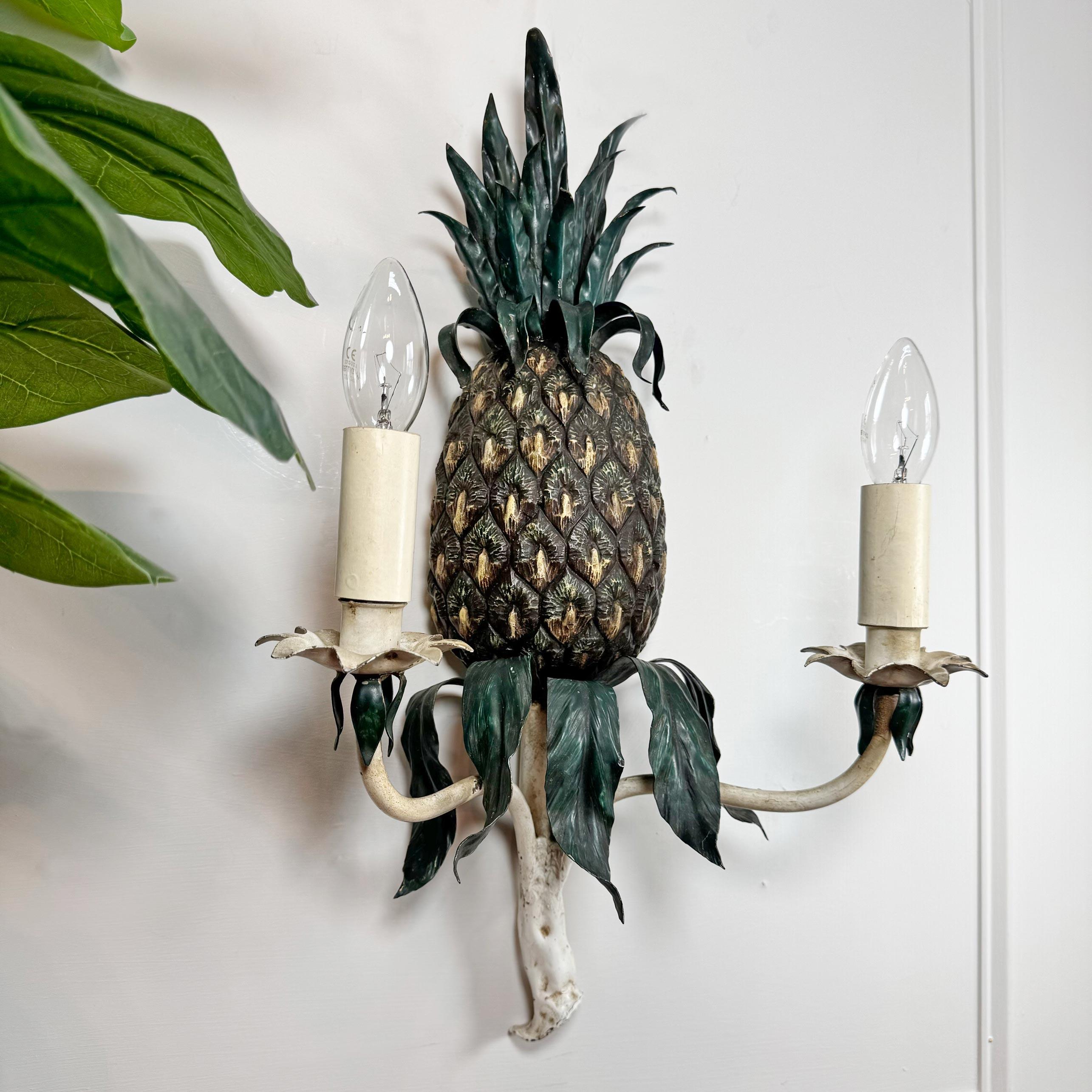 1930's Italian Pineapple Wall Sconce For Sale 2