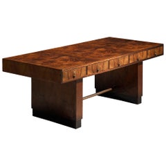 Scrivania razionalista italiana degli anni '30 in radica di noce