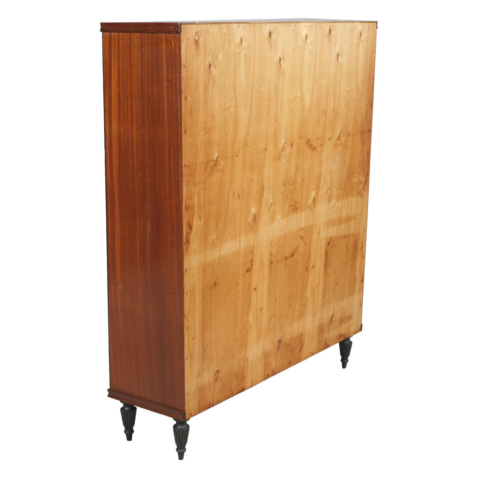 1930s Italy, Art Decò, Bookcase in Walnut and Mahogany by Cantù , Wax-Polished For Sale 2