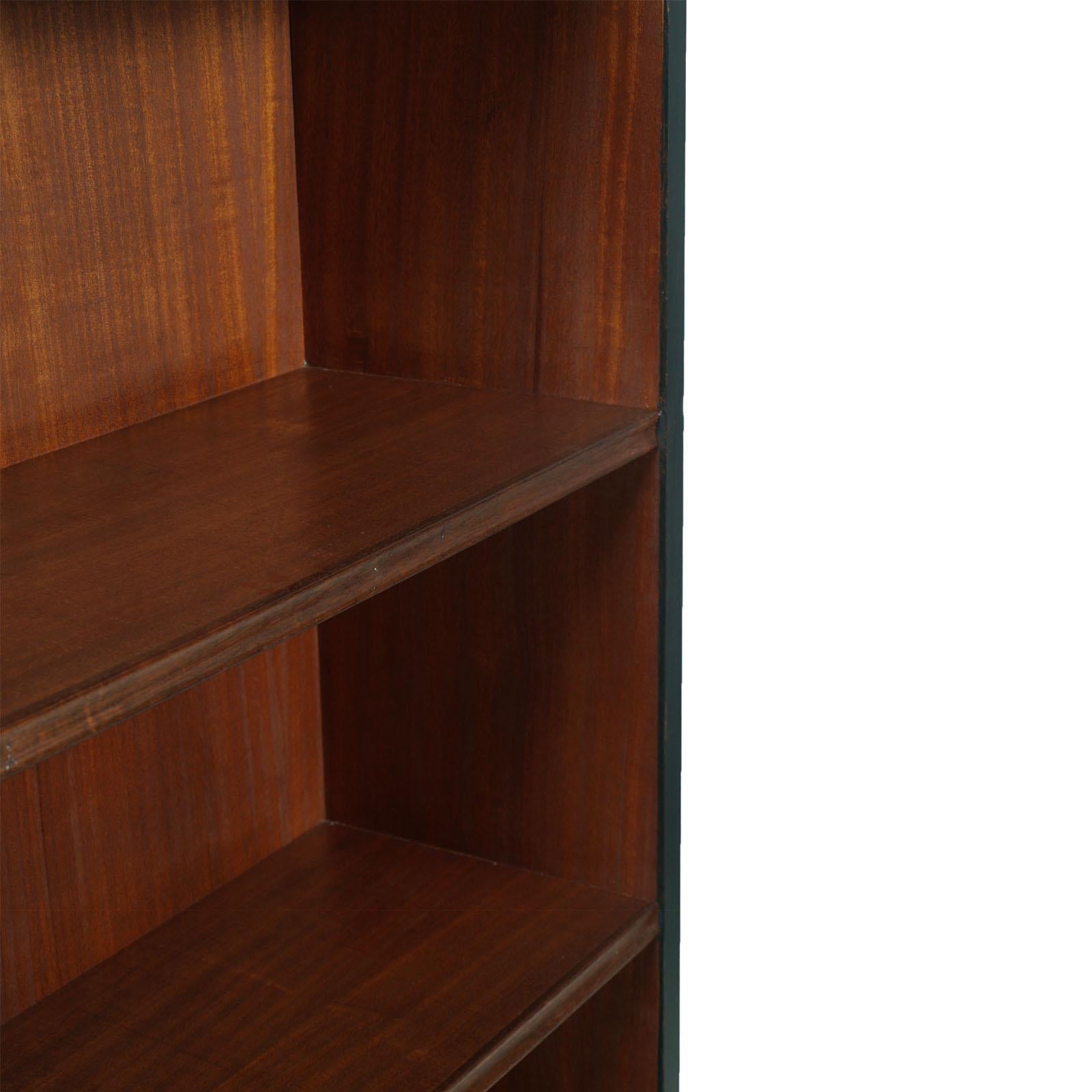 1930s Italy, Art Decò, Bookcase in Walnut and Mahogany by Cantù , Wax-Polished In Good Condition For Sale In Vigonza, Padua