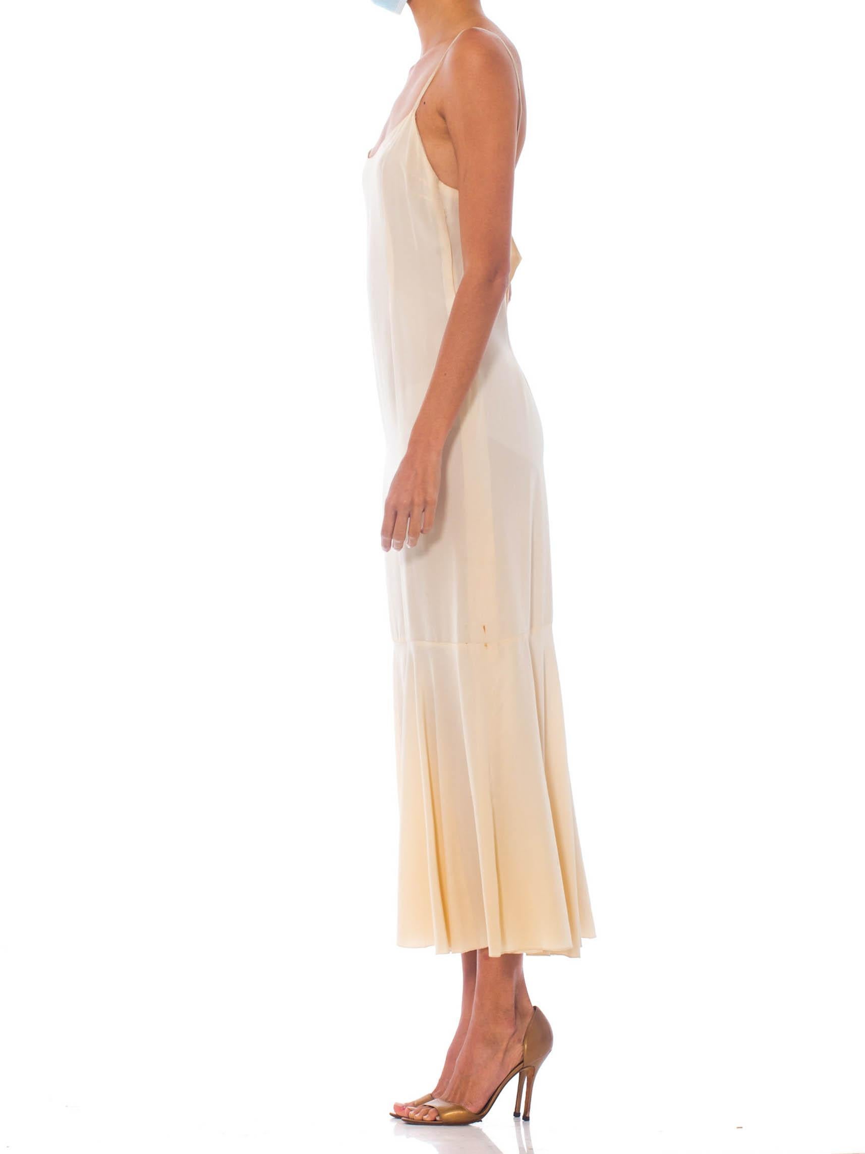 1930S Ivory Silk Crepe De Chine Slip From Bergdorfs Couture Salon In Excellent Condition In New York, NY