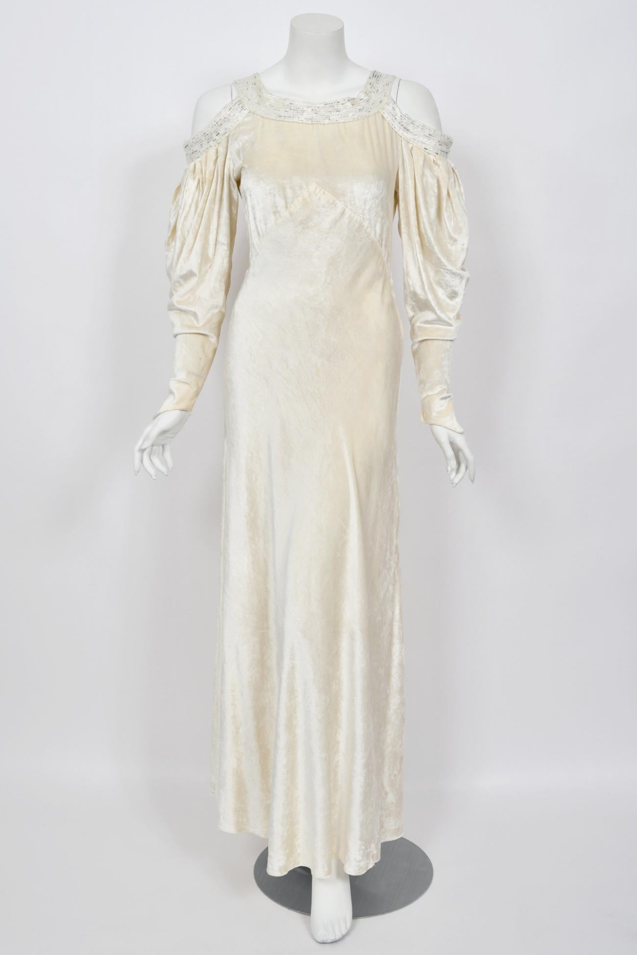 Women's 1930's Ivory Silk Velvet Beaded Cut-Out Shoulders Bias-Cut Old Hollywood Gown