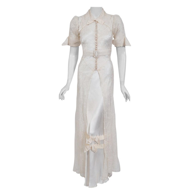 1930's Ivory Spiderweb Novelty Lace Belted Jacket and Matching Silk  Bias-Cut Dress at 1stDibs | white spider web dress, spider web wedding dress,  spiderweb wedding dress