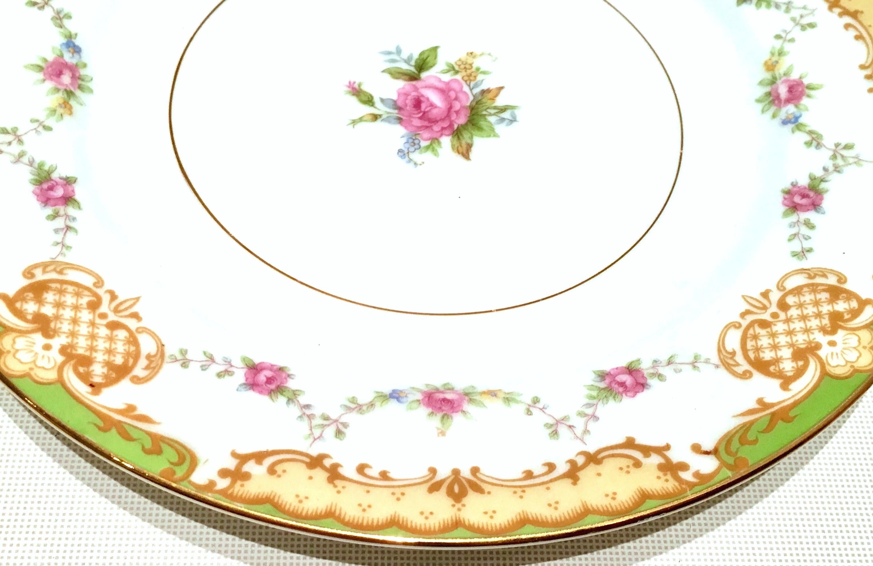 1930'S Japanese Porcelain Dinnerware Set By, Noritake S/12 In Good Condition In West Palm Beach, FL