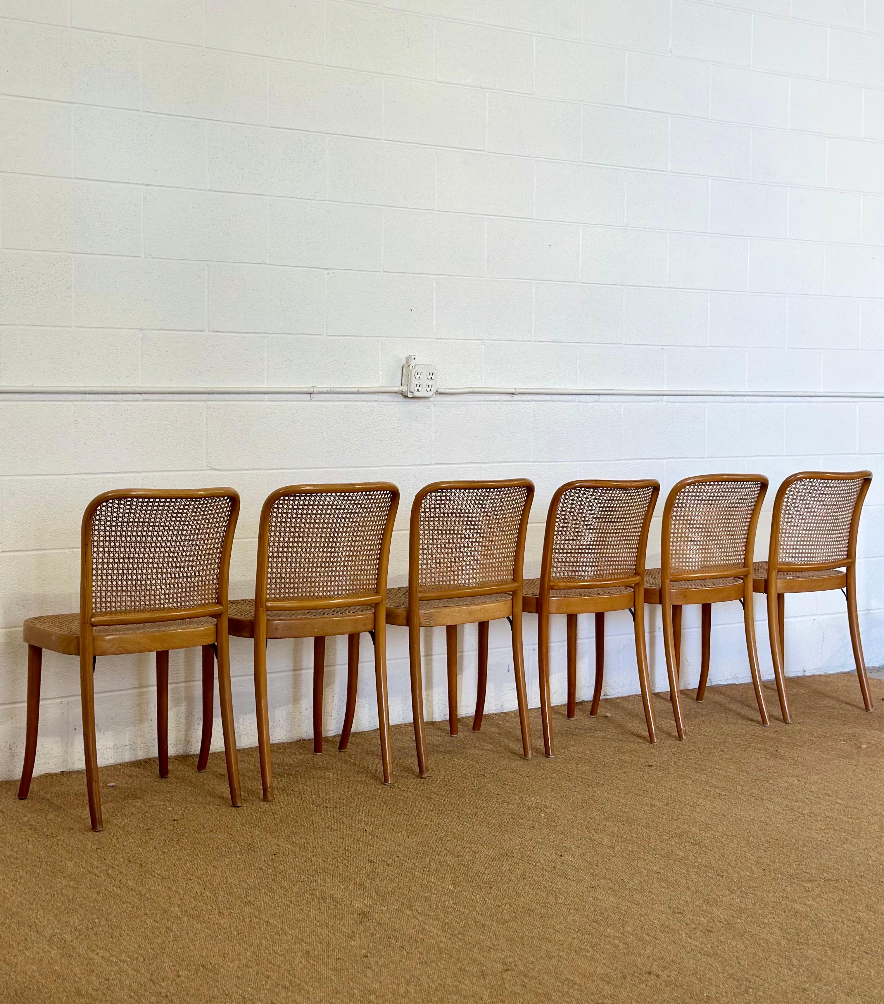 1930er Josef Hoffmann Nr. 811 Prag Bugholz & Rohrgeflecht Esszimmerstühle - 6er Set im Angebot 7