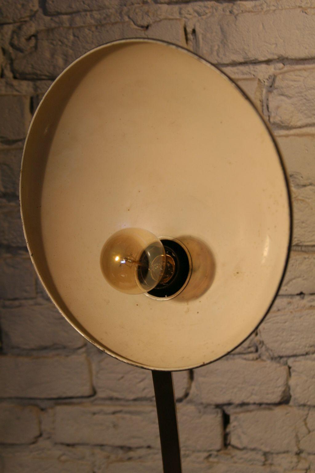Kaiser-Idell-Tischlampe Modell 6750 von Christian Dell, 1930er Jahre (Messing)