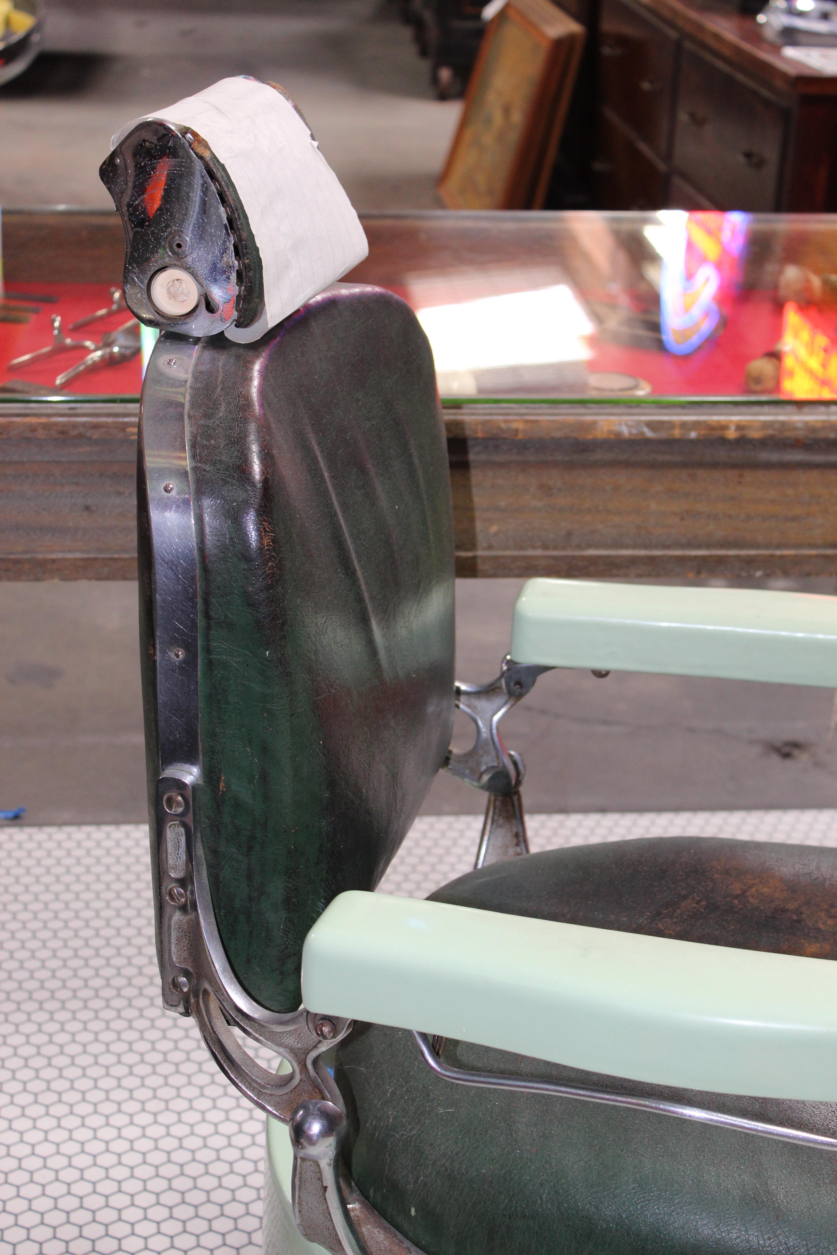 1930s Koken Antique Barber Chair For Sale 1