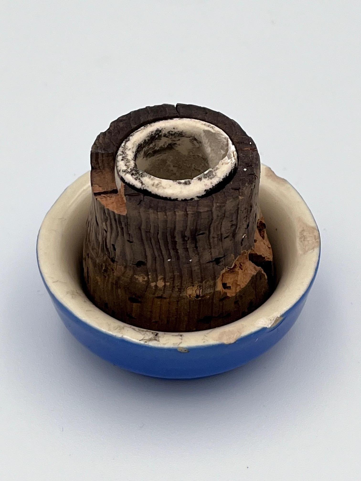 Caraffa per acqua da frigorifero in ceramica Art Deco blu lapis degli anni '30 e tappo abbinato in vendita 2