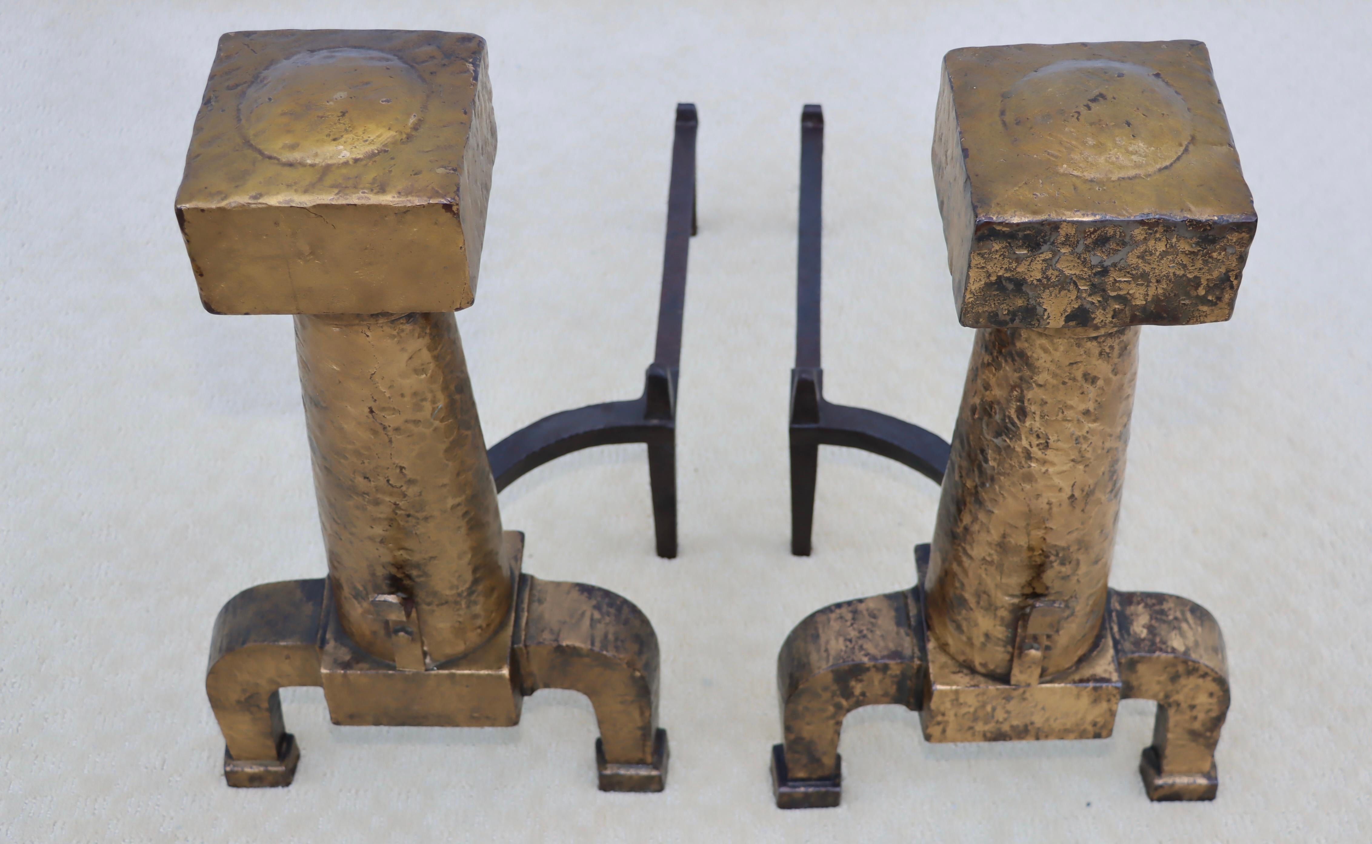 Grandes chenets en fer martelé Arts and Craft des années 1930 en vente 4