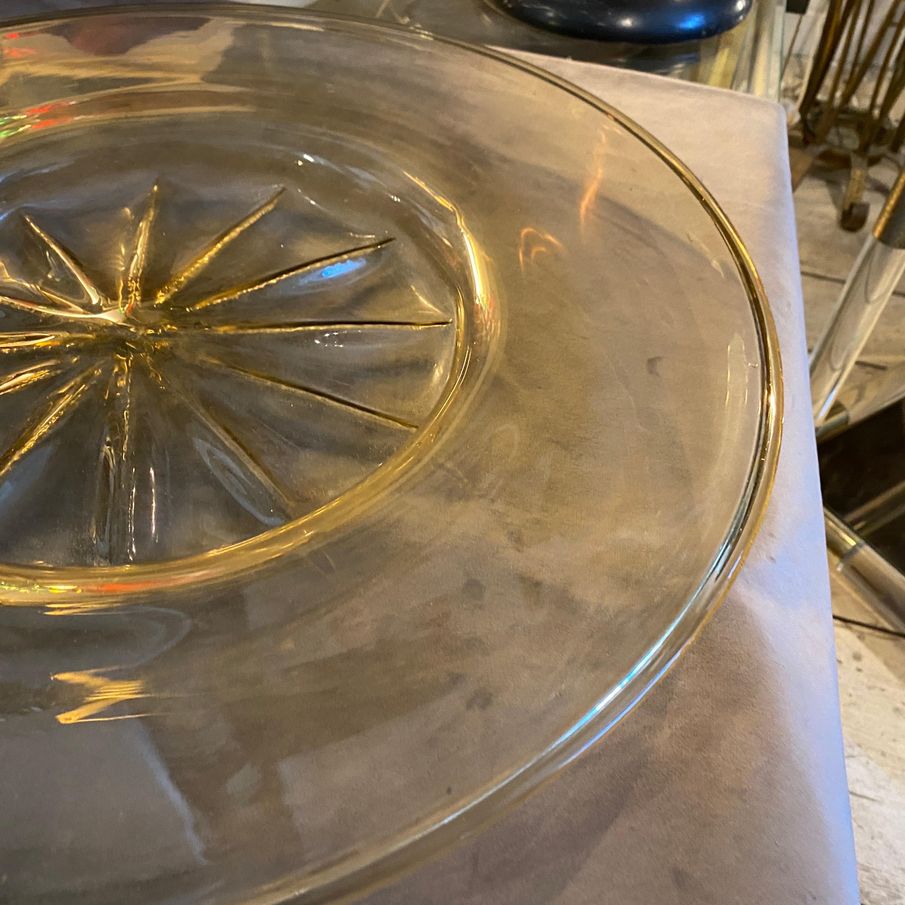 Grande assiette en verre de Murano soufflé doré des années 1930 de Vittorio Zecchin pour Venini  7