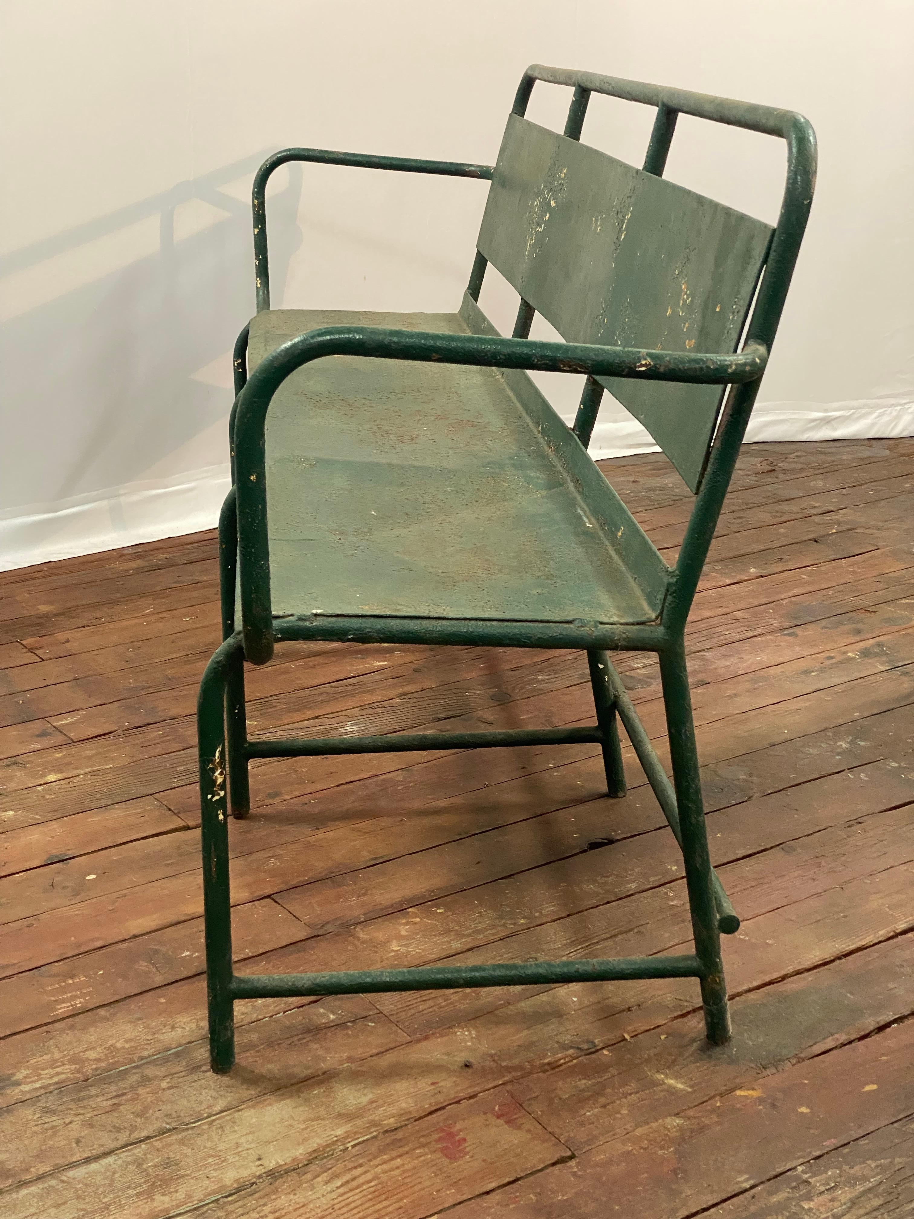 Dipinto Panchina industriale in ferro tubolare di grandi dimensioni del 1930 in vendita