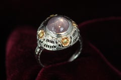 1930s Lavender Star Sapphire Tri-Color Gold Cocktail Ring in 14K Tri-Color Gold