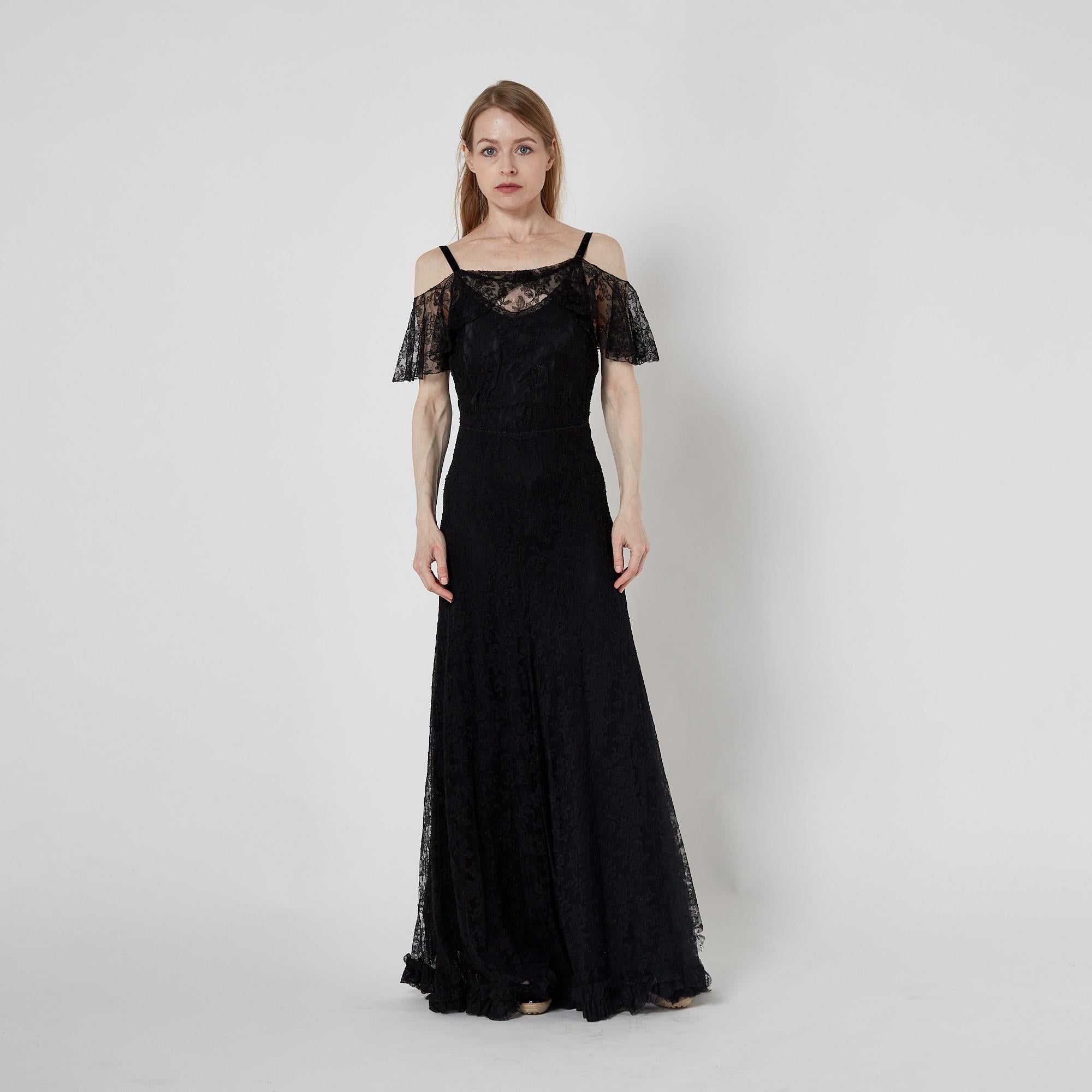 Women's 1930s Layered Black Lace Gown For Sale