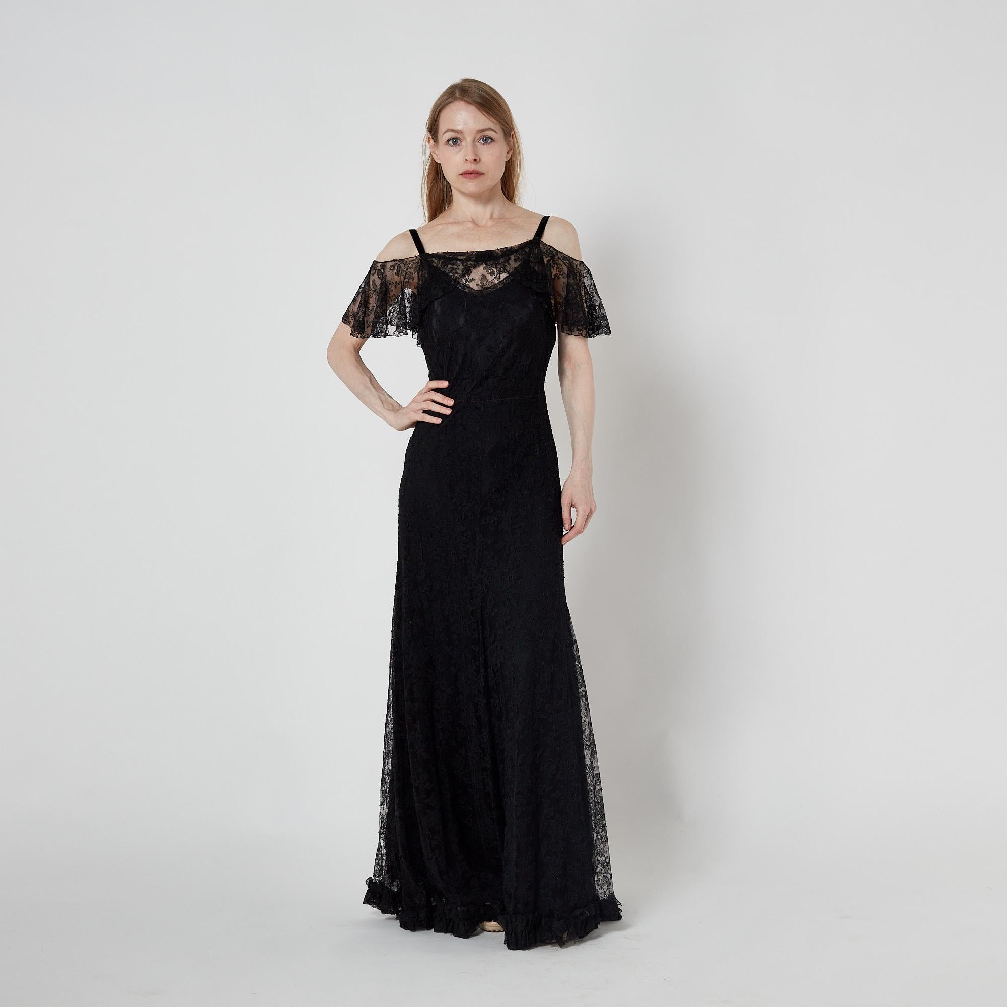 1930s Layered Black Lace Gown For Sale 2