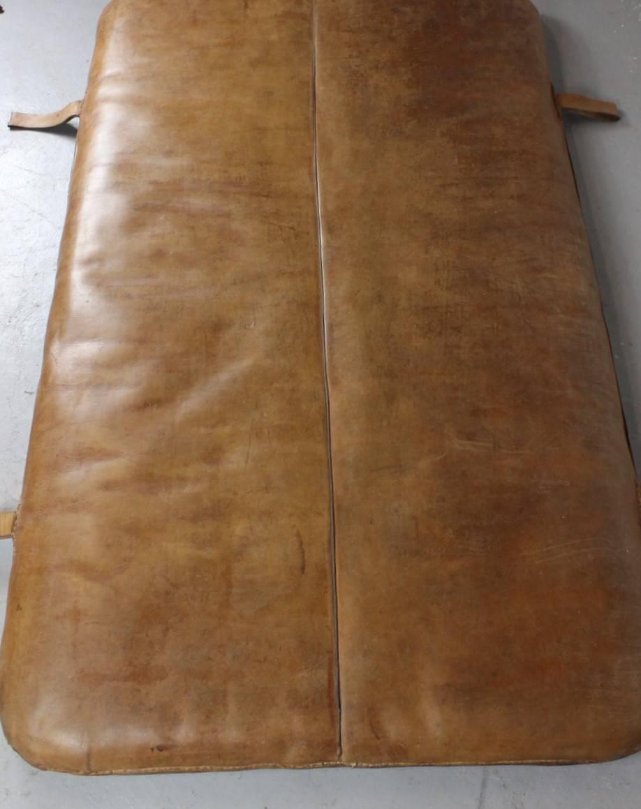 Leather gym mat from the 1930s. Good original condition, nice patina.