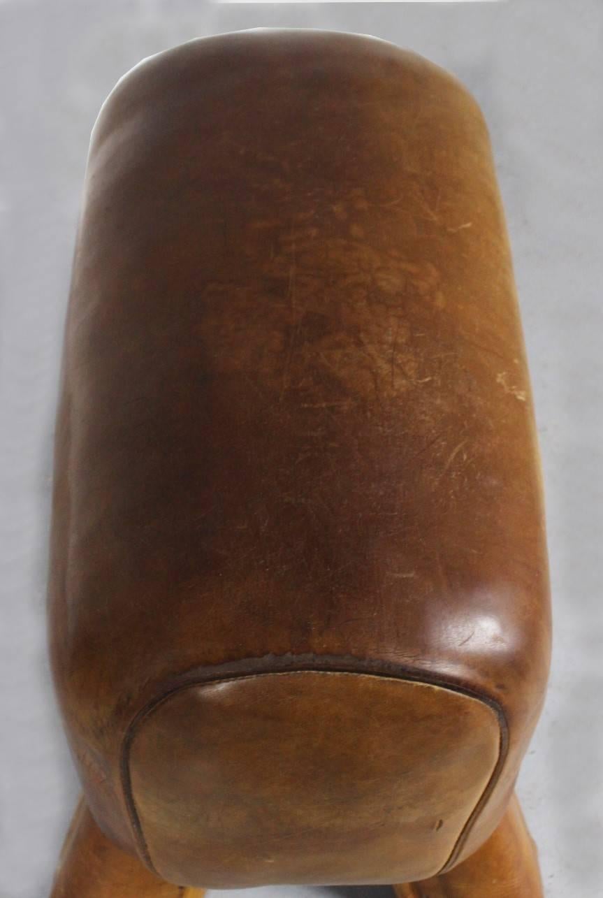 1930s Leather Gym Stool In Good Condition In Cimelice, Czech republic