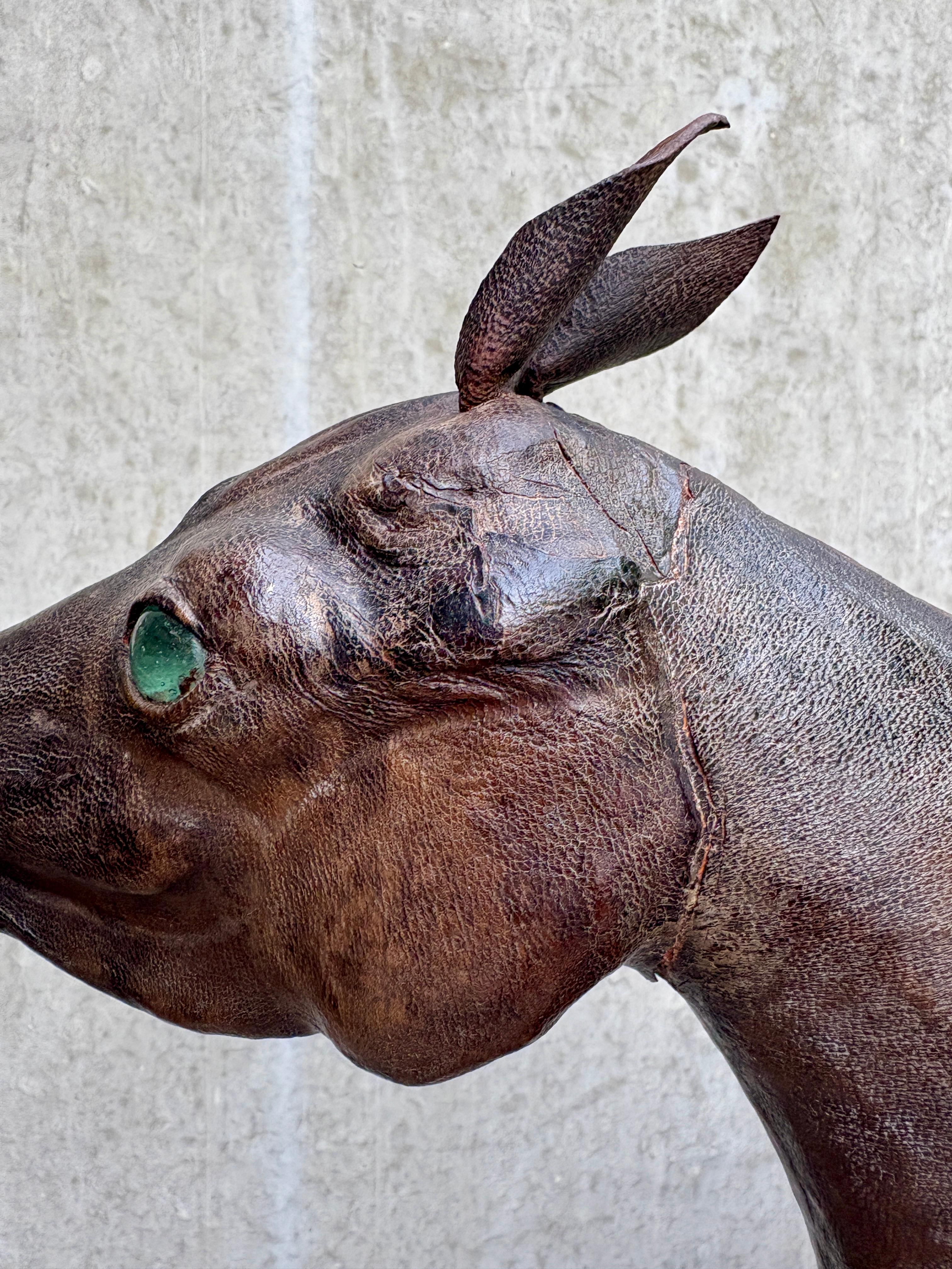 1930er Liberty of London Leder Pferd 27