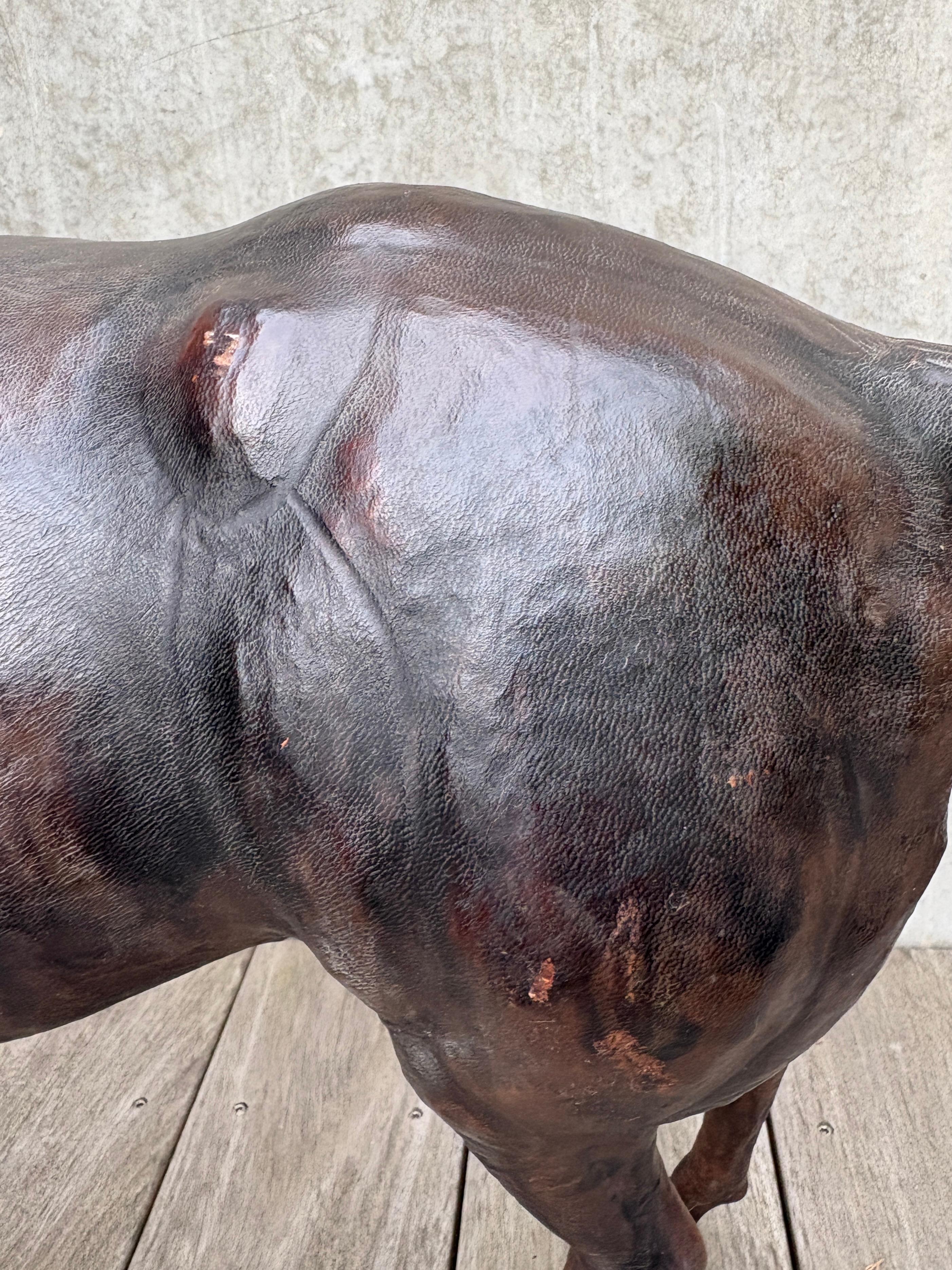 1930er Liberty of London Leder Pferd 27