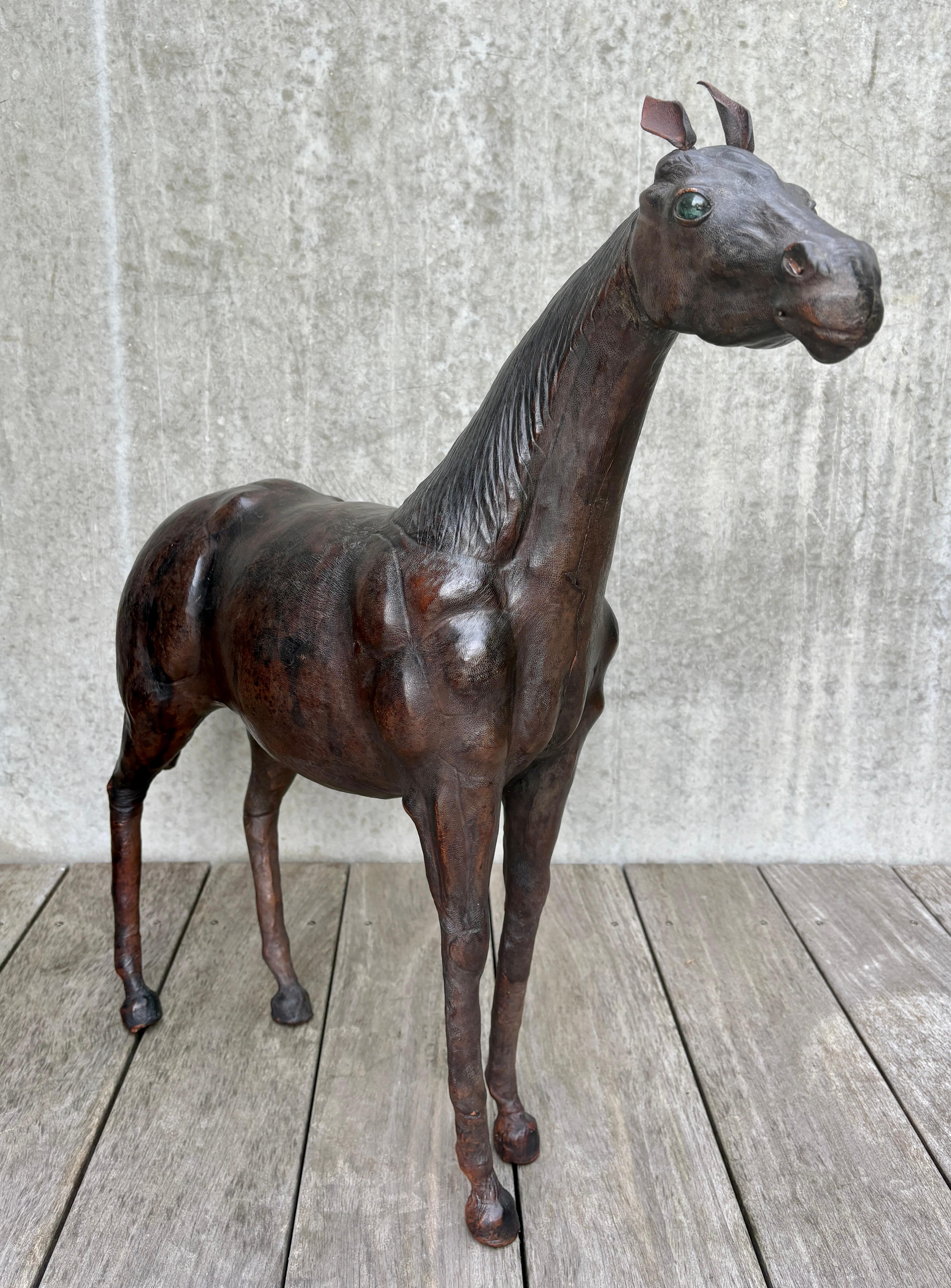 1930er Liberty of London Leder Pferd 27