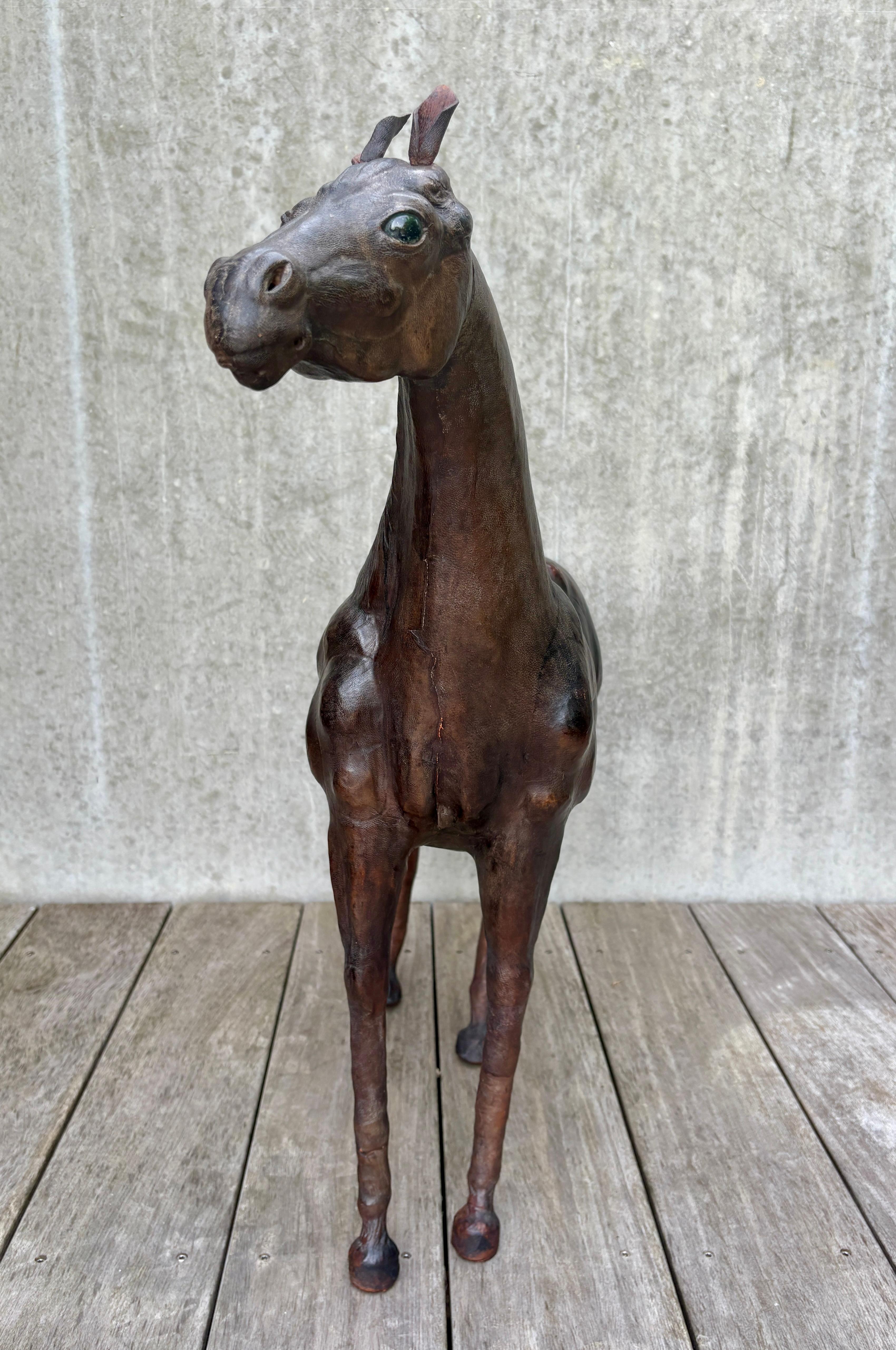 1930er Liberty of London Leder Pferd 27