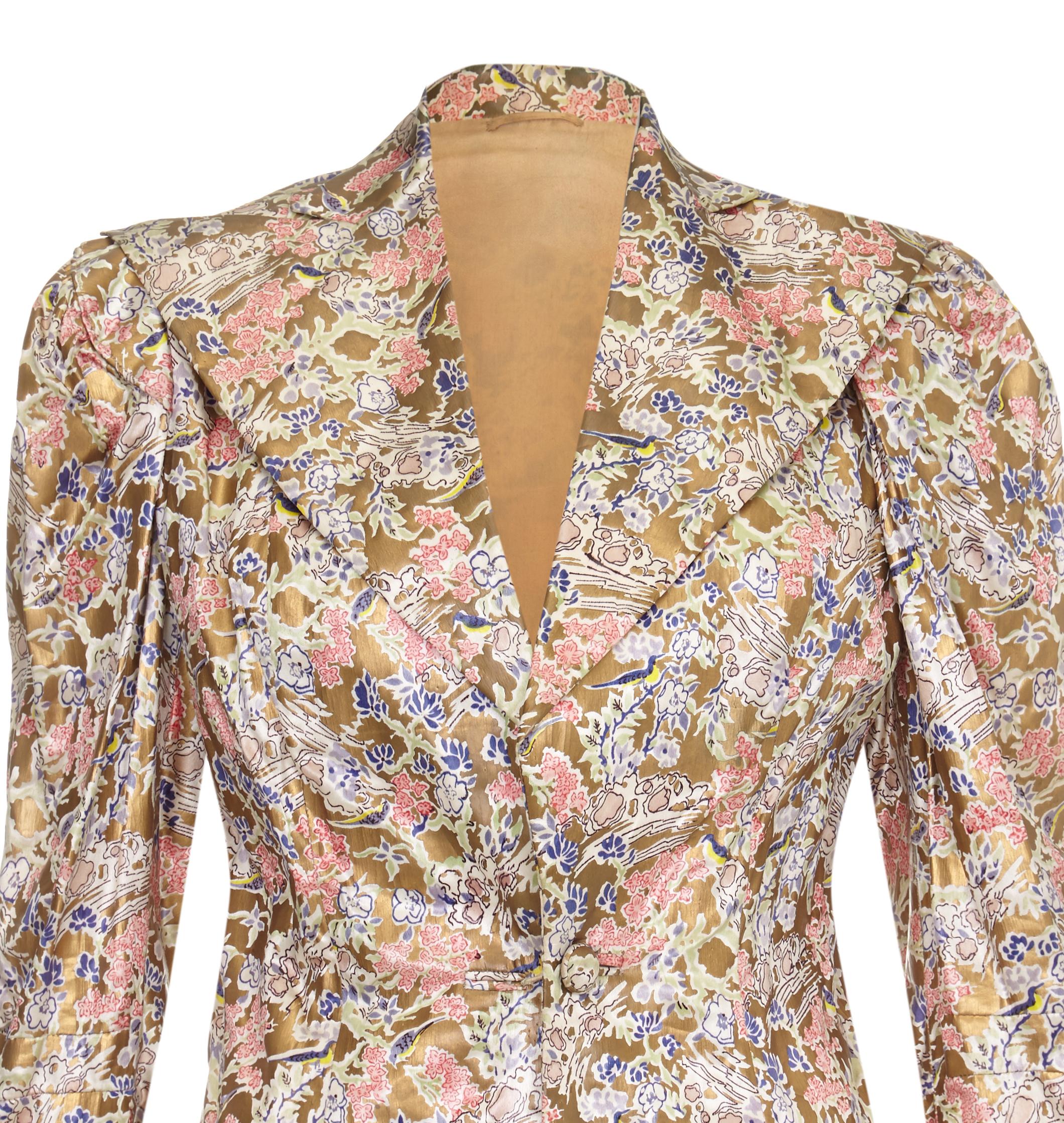 1930s Liquid Gold Floral Painted Silk Jacket With Wide Lapel  In Excellent Condition In London, GB