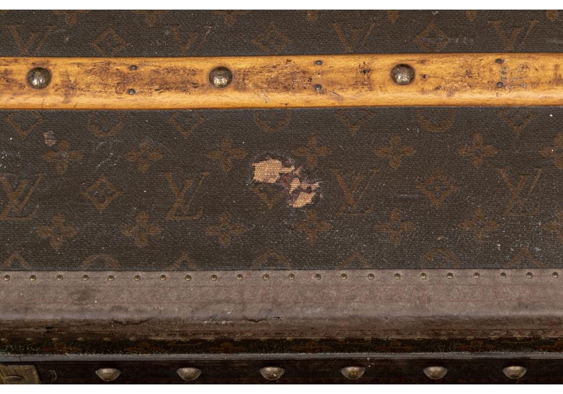 Laiton Malle à cabine Louis Vuitton Monogram des années 1930 à restaurer en vente