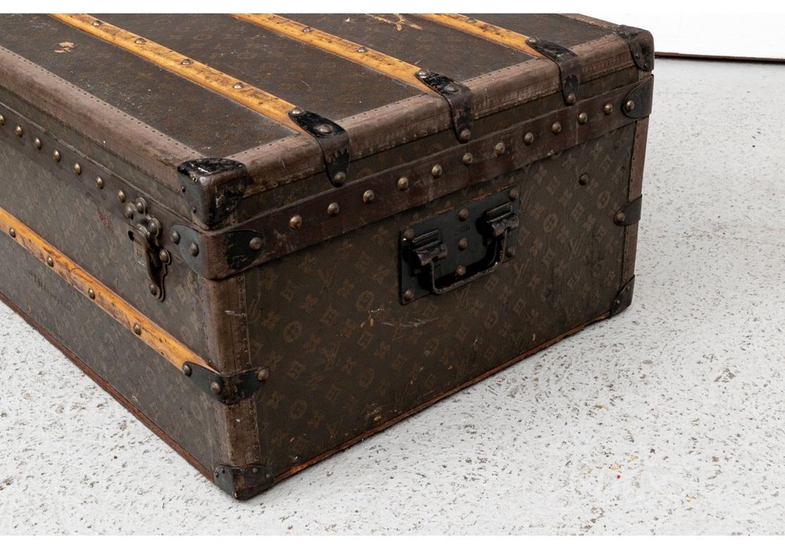 Malle à cabine Louis Vuitton Monogram des années 1930 à restaurer Abîmé - En vente à Bridgeport, CT