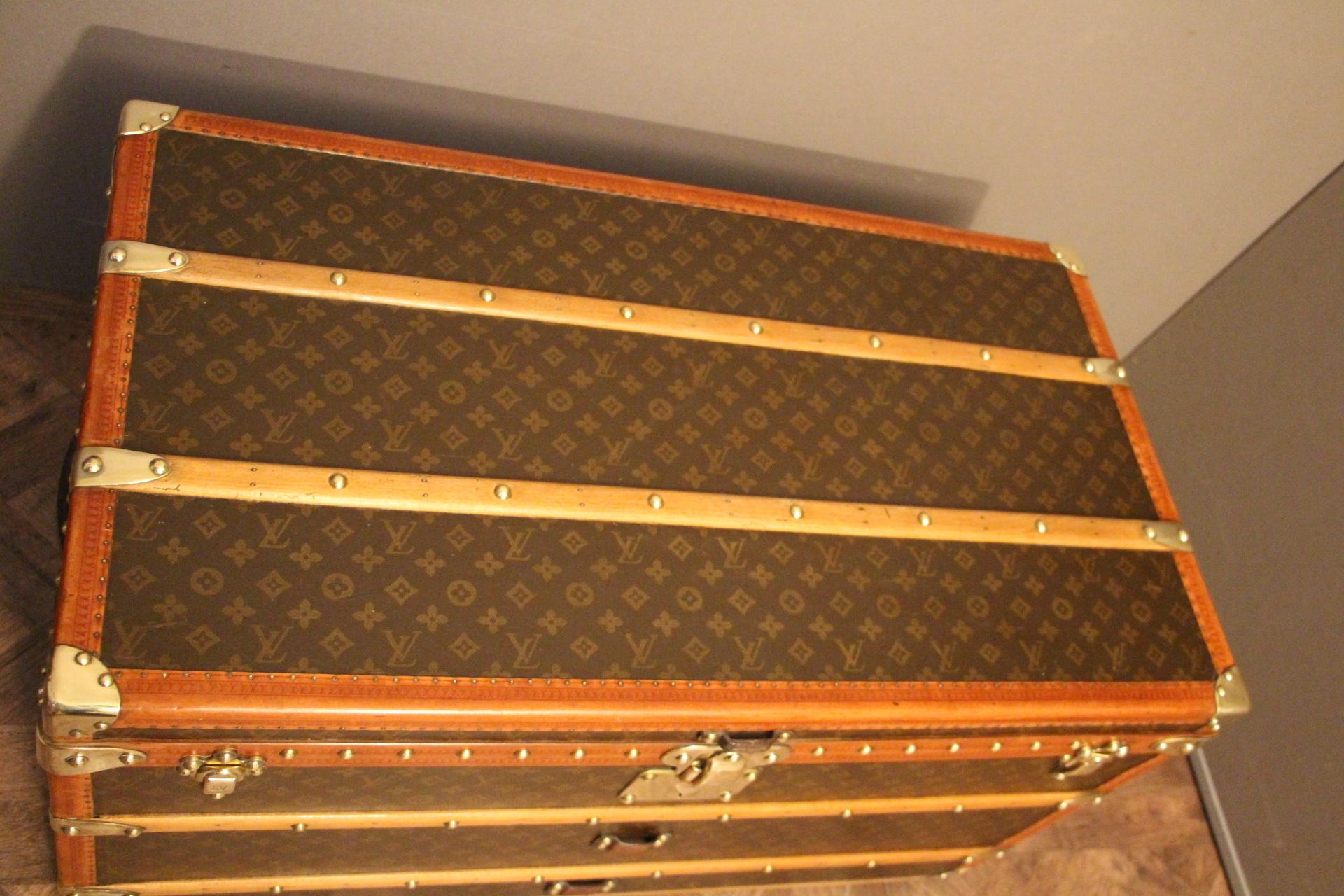 Mid-20th Century 1930s Louis Vuitton Trunk In Monogram, Malle Louis Vuitton