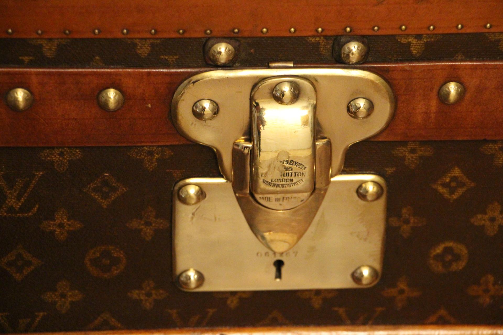 Mid-20th Century 1930s Louis Vuitton Monogramm Steamer Trunk, Malle Louis Vuitton