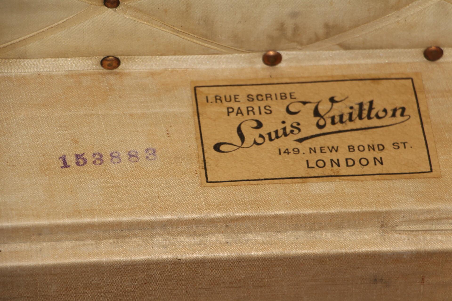 1930's Louis Vuitton Trunk, Louis Vuitton Courrier Steamer Trunk 11