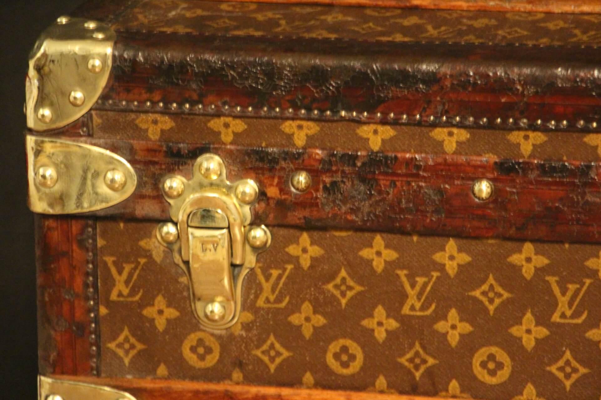 French 1930's Louis Vuitton Trunk, Louis Vuitton Courrier Steamer Trunk