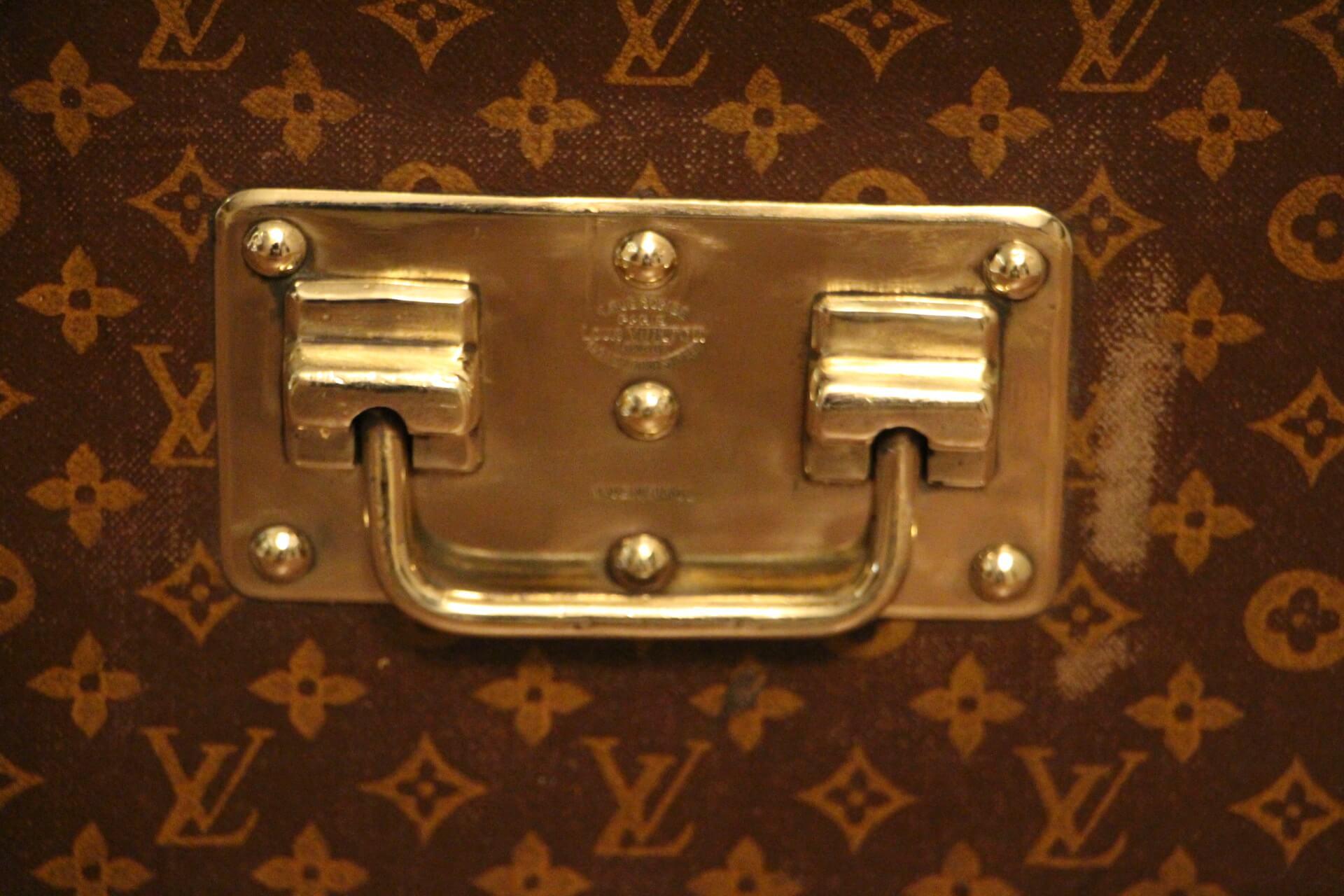 1930's Louis Vuitton Trunk, Louis Vuitton Courrier Steamer Trunk 2