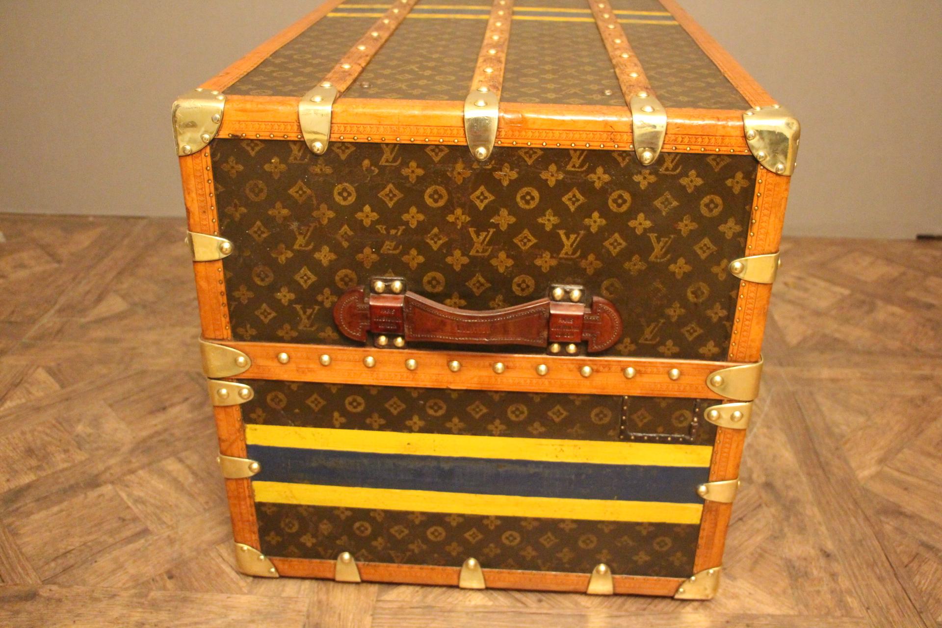 1930s Louis Vuitton Wardrobe Trunk in Monogram, Double Hanging Section 4