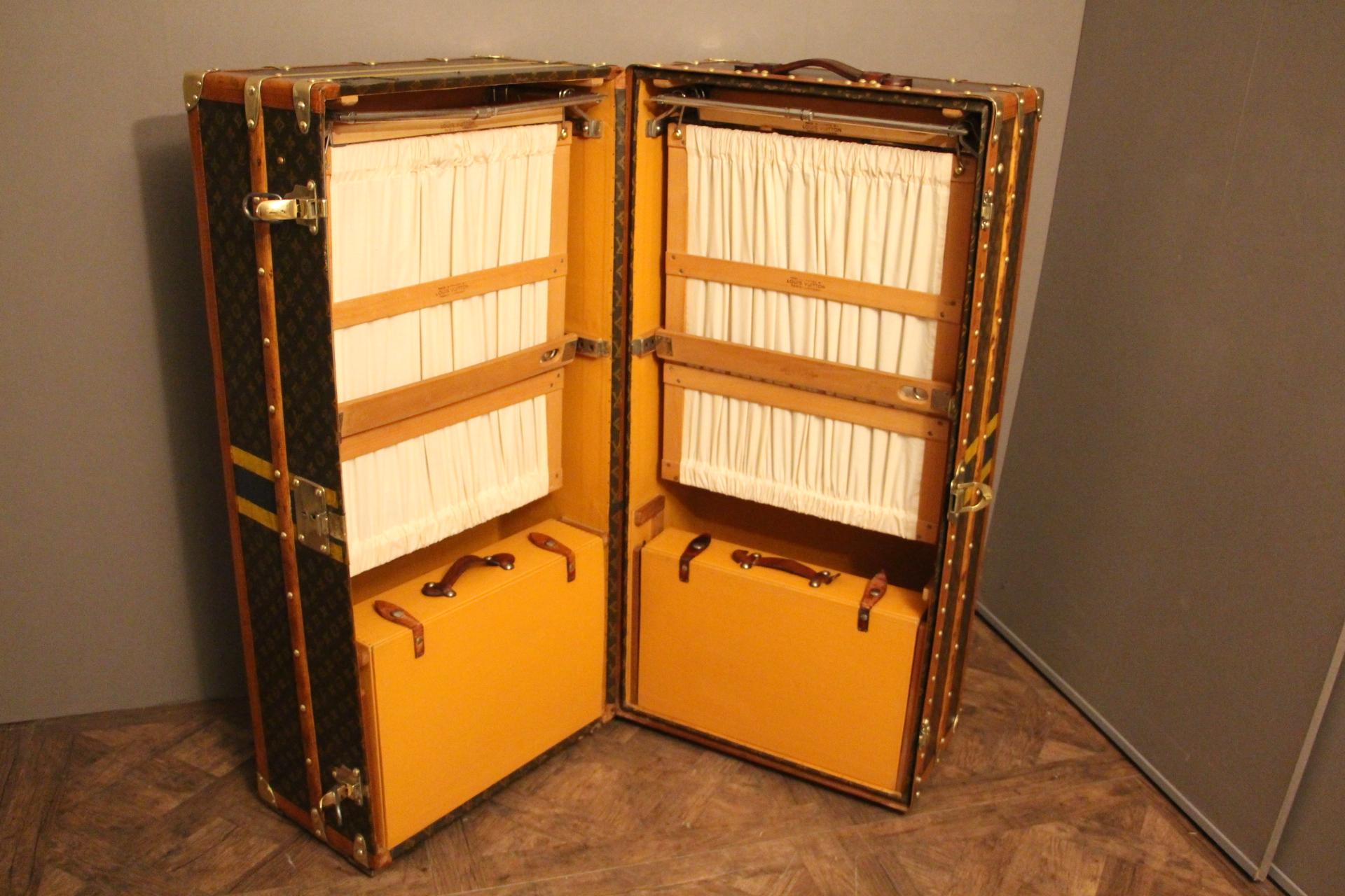 1930s Louis Vuitton Wardrobe Trunk in Monogram, Double Hanging Section 9