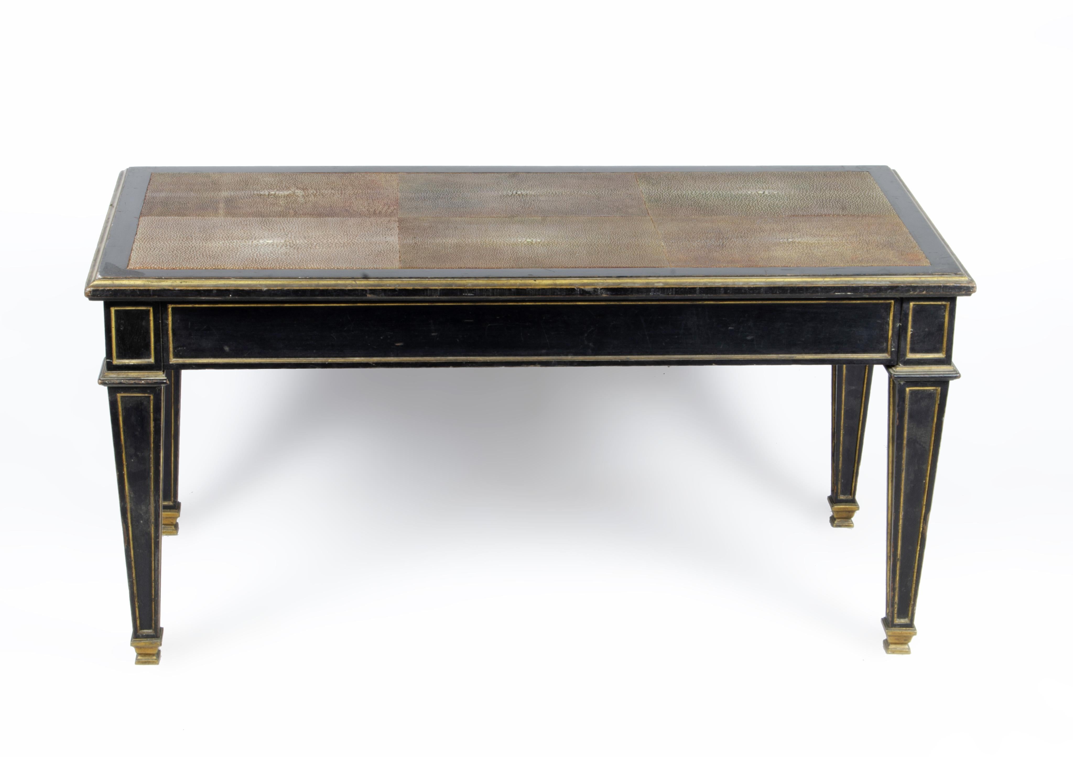Français Table basse Louis XVI des années 1930 en bois et bronze doré de Chanaux & Pelletier, France en vente