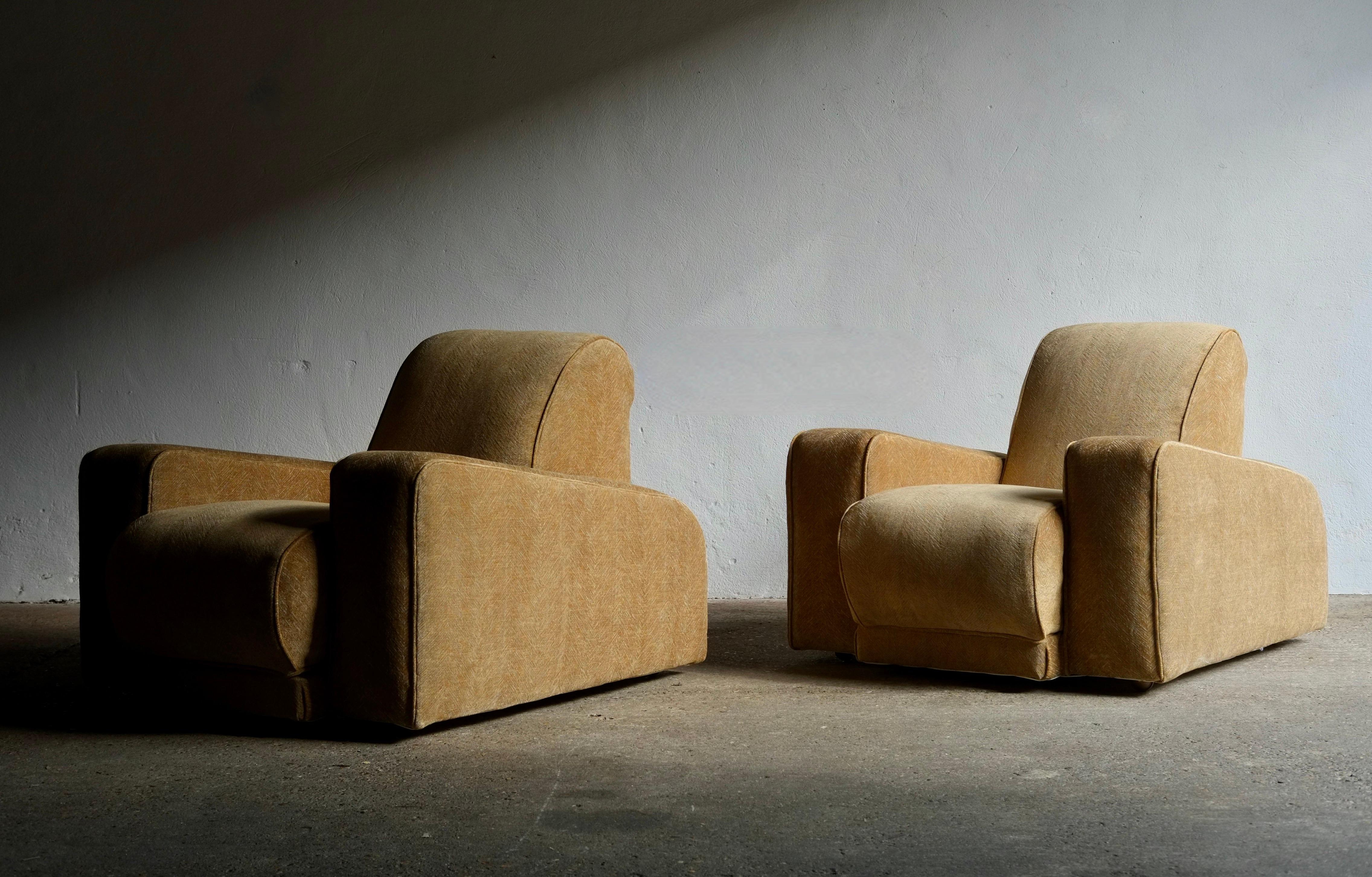 1930's Lounge Chairs Attributed To The Bowman Brothers 5