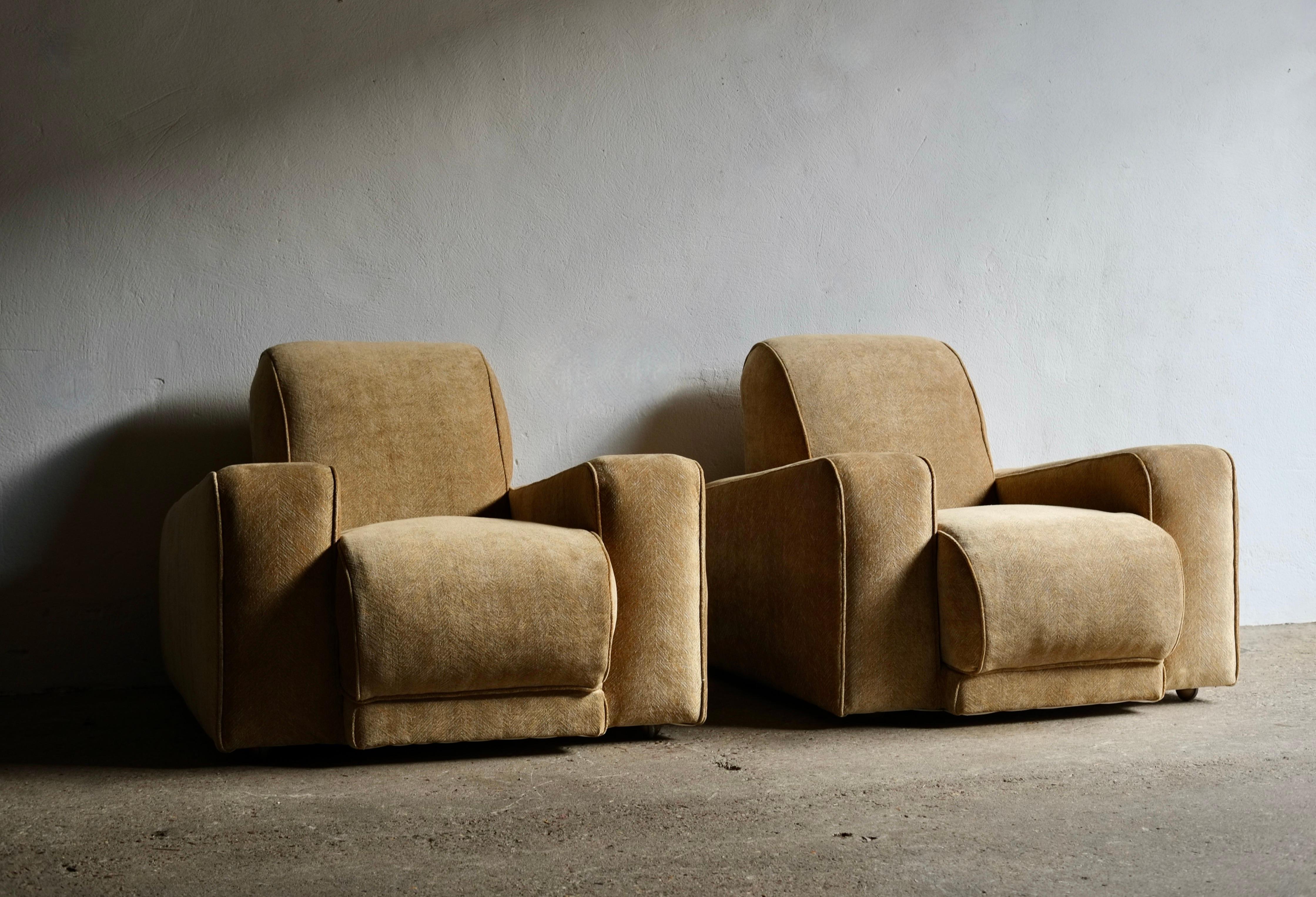 1930's Lounge Chairs Attributed To The Bowman Brothers 7