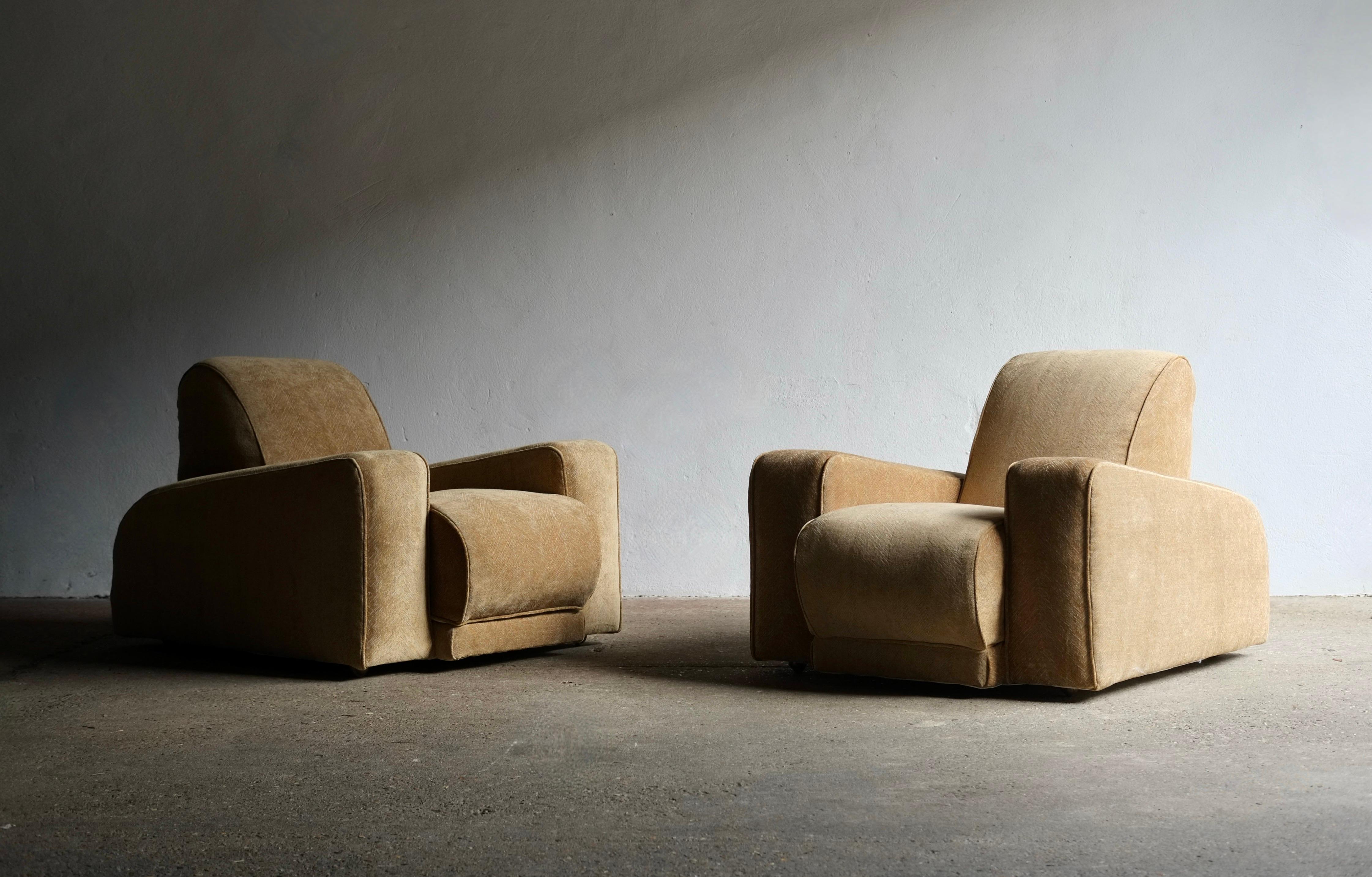 1930's Lounge Chairs Attributed To The Bowman Brothers 9