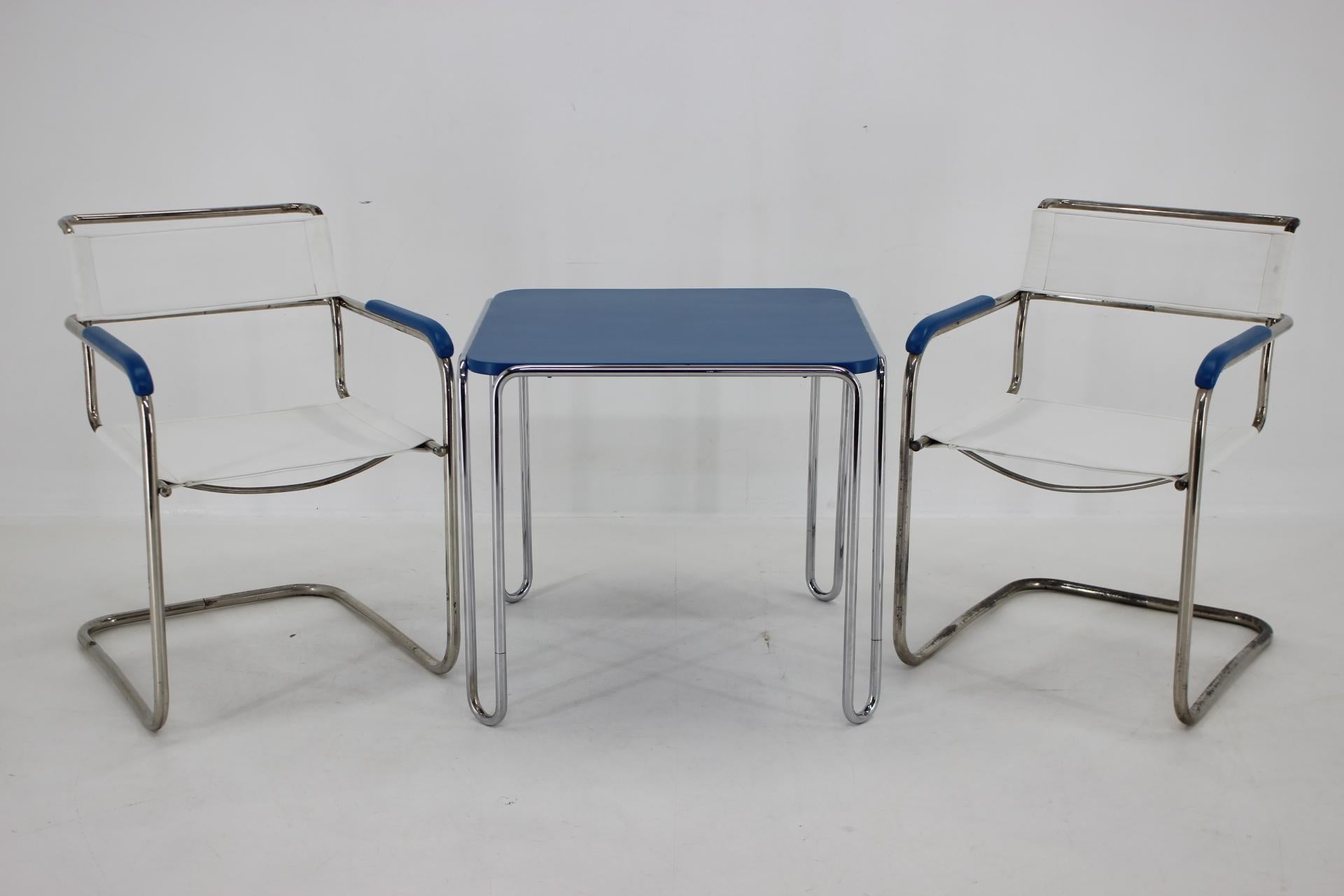 Mid-Century Modern 1930s M. Breuer Set of  B10 Bauhaus Tubular Table + B34 Armachairs by M. Melder For Sale