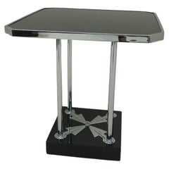 1930's Machine Age/Art Deco Table d'appoint en chrome noir Période Bauhaus