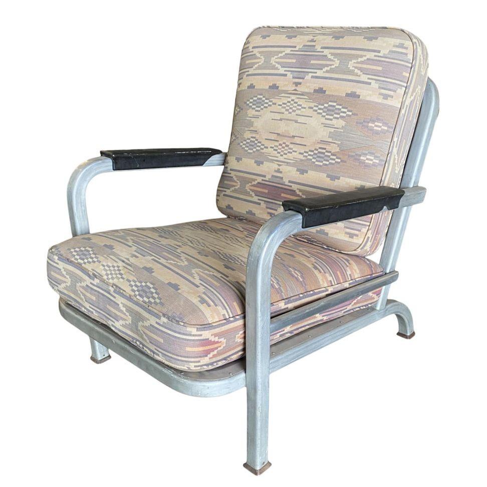 American 1930s Machine Age Streamline Aluminum Tubular Lounge Club Chair For Sale