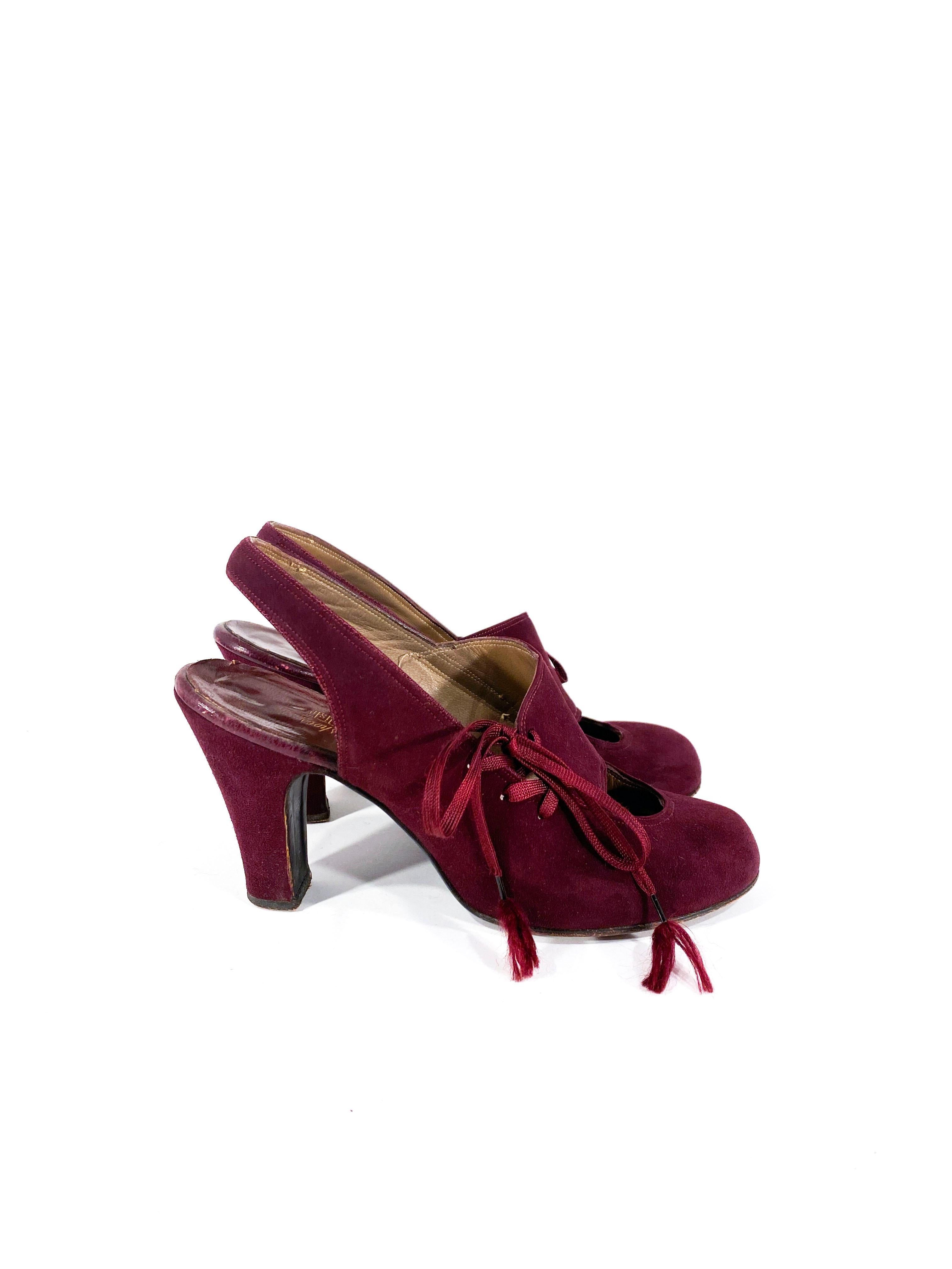 Chaussures à talons en daim marron avec bride arrière, années 1930 Bon état - En vente à San Francisco, CA