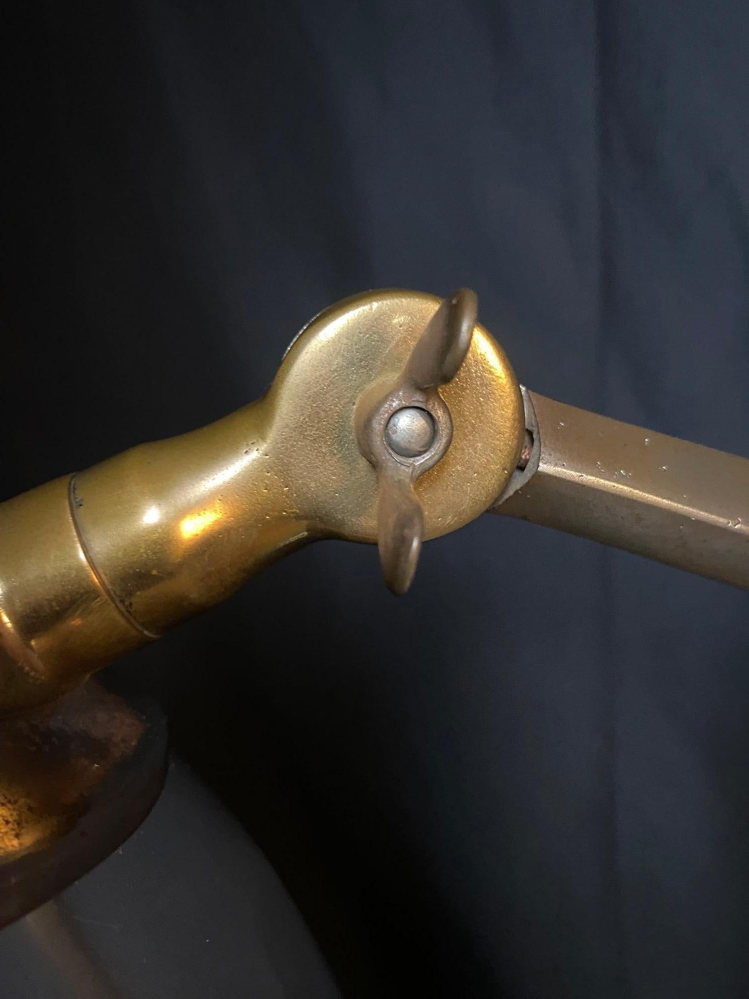 Lampadaire McIntosh Biolite des années 1930 en vente 4