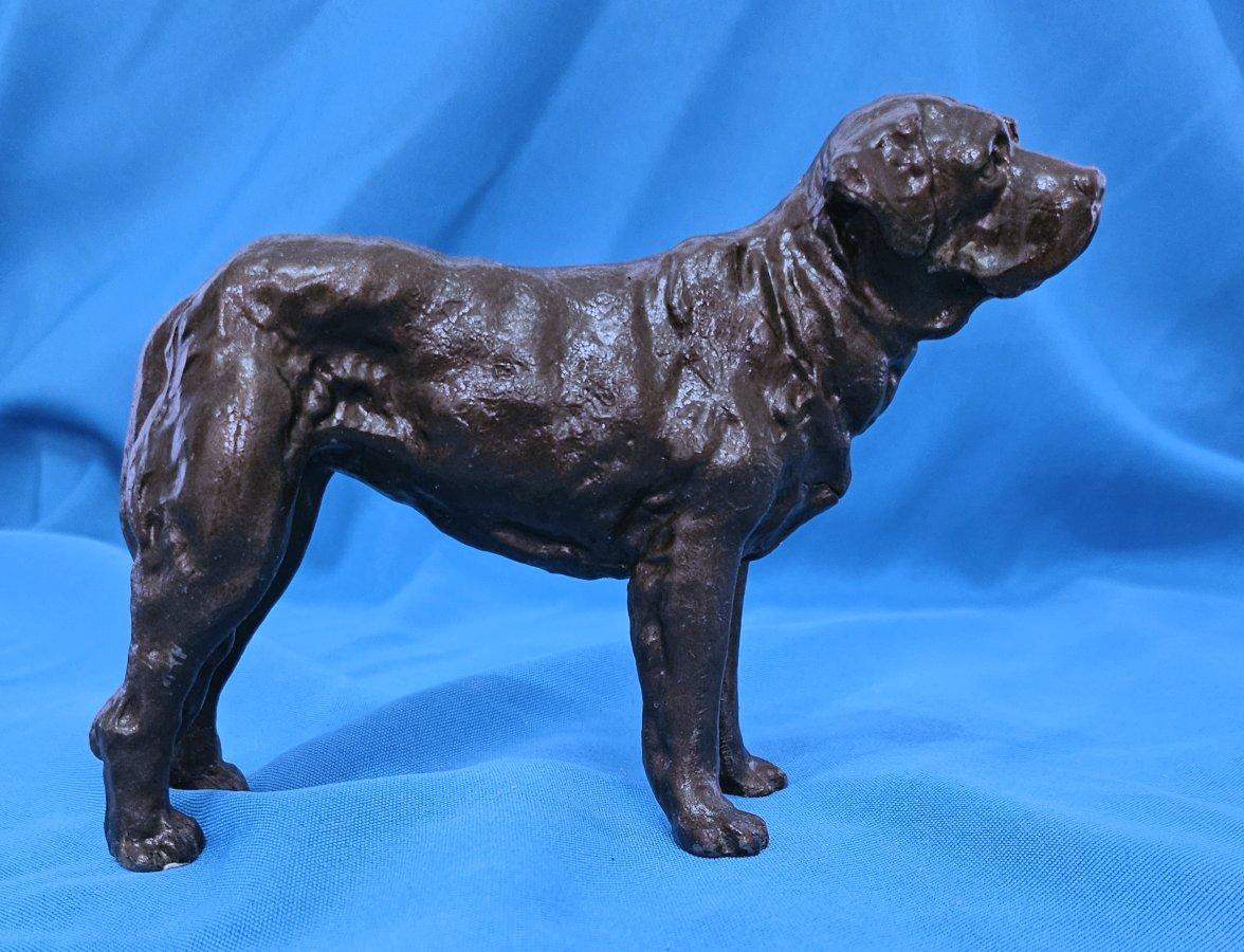 Perro de metal de los años 30, San Bernardo, Tipo Mastín o Tipo Retriever. Sólido. Metal en venta