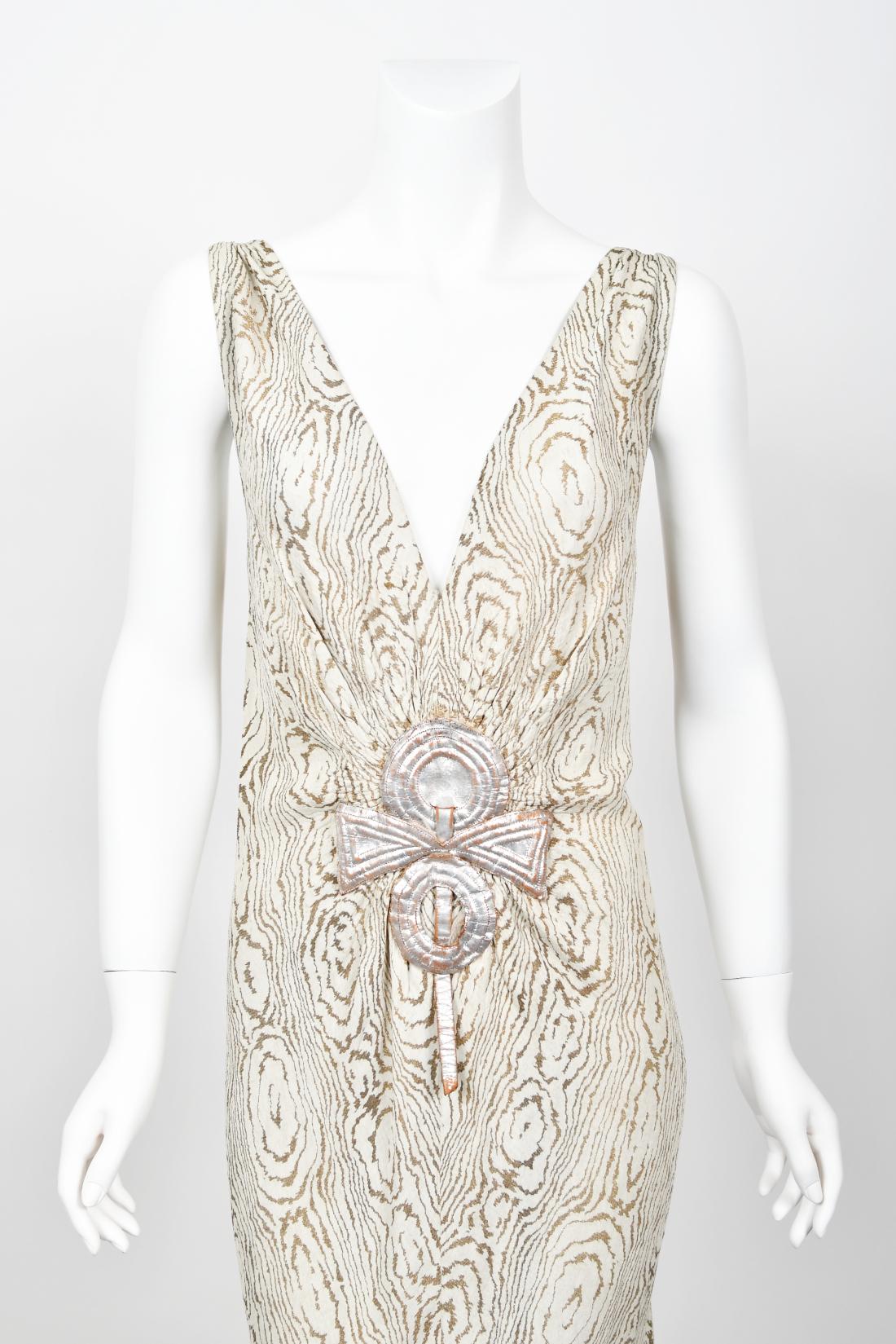 1930's Metallic Wood-Patterned Lamé Deco Appliqué Bias-Cut Trained Bridal Gown  4