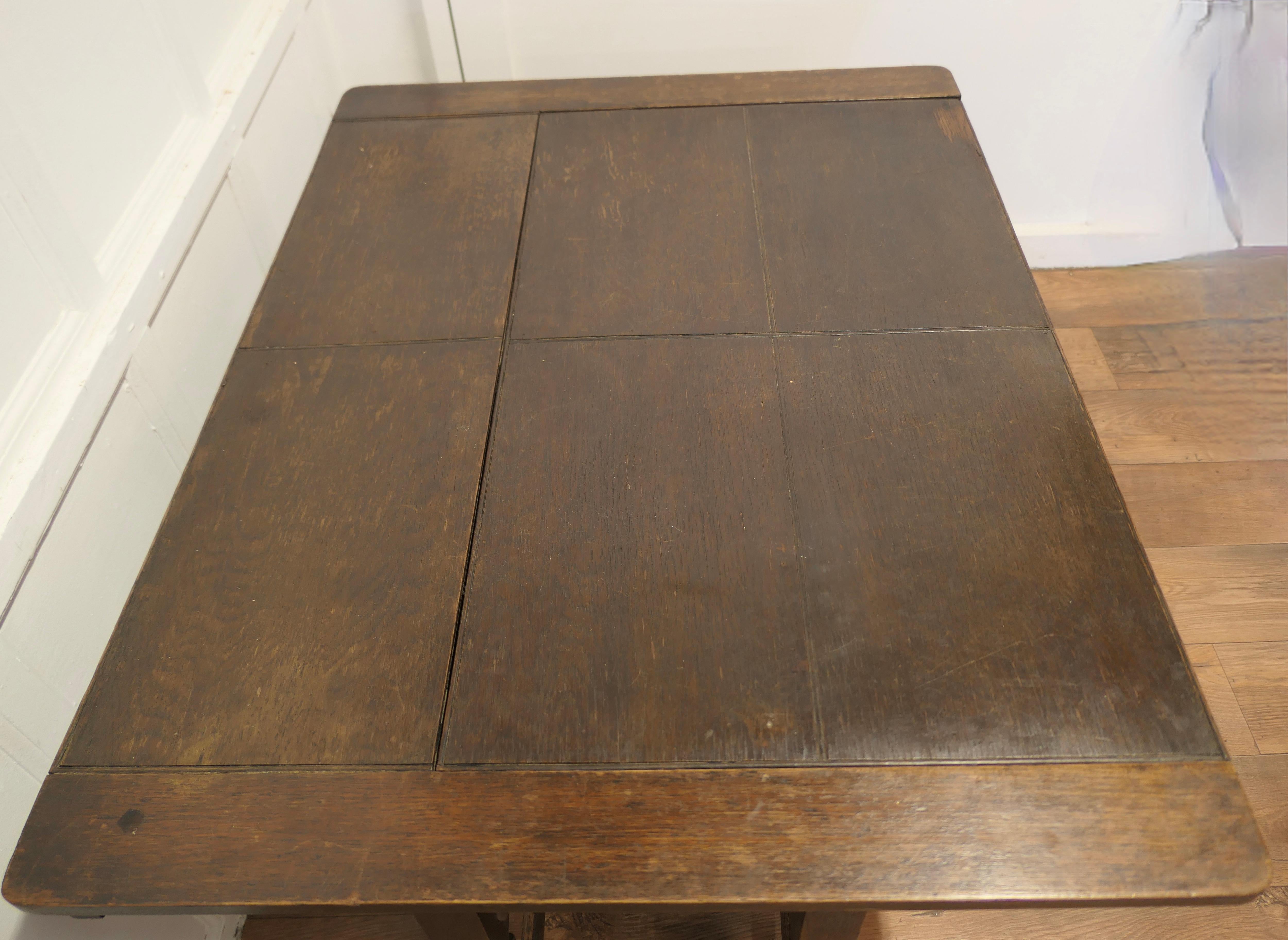 1930s Metamorphic Settee Table, Oak and Rexine    For Sale 3