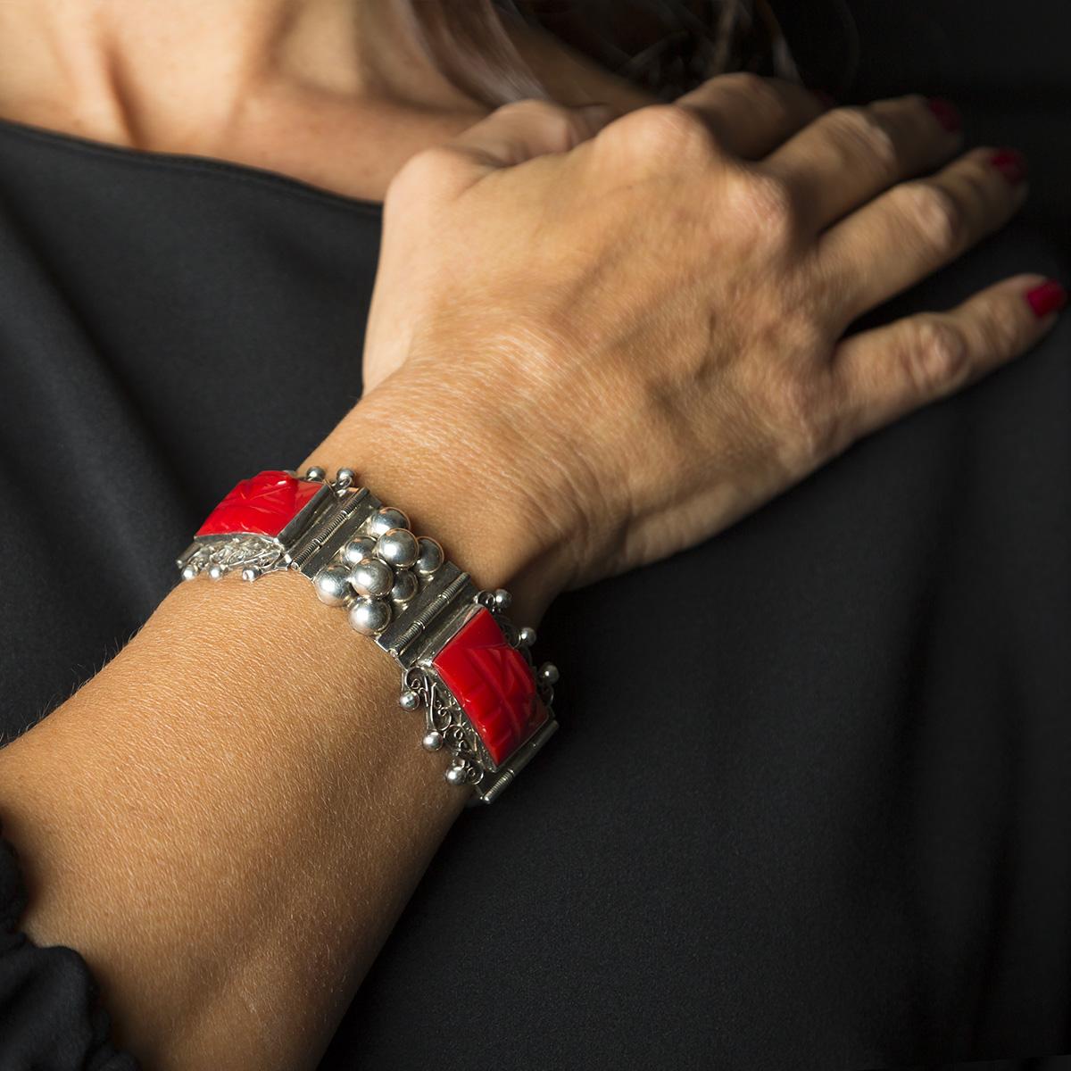 Mexikanisches Armband aus Silber und Bakelit aus den 1930er Jahren Damen im Angebot
