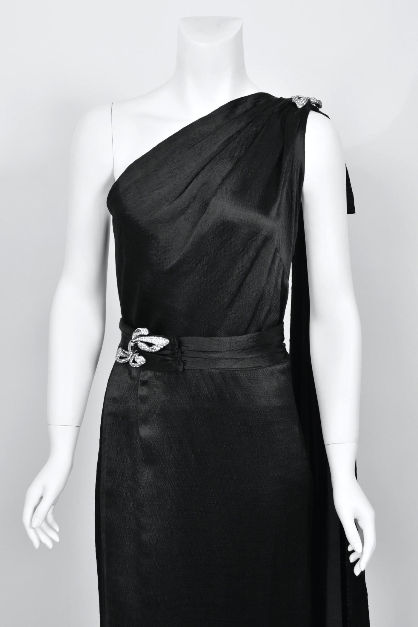 1930's Milgrim Couture Black Silk Rhinestone Deco-Bows Asymmetric Trained Gown For Sale 2