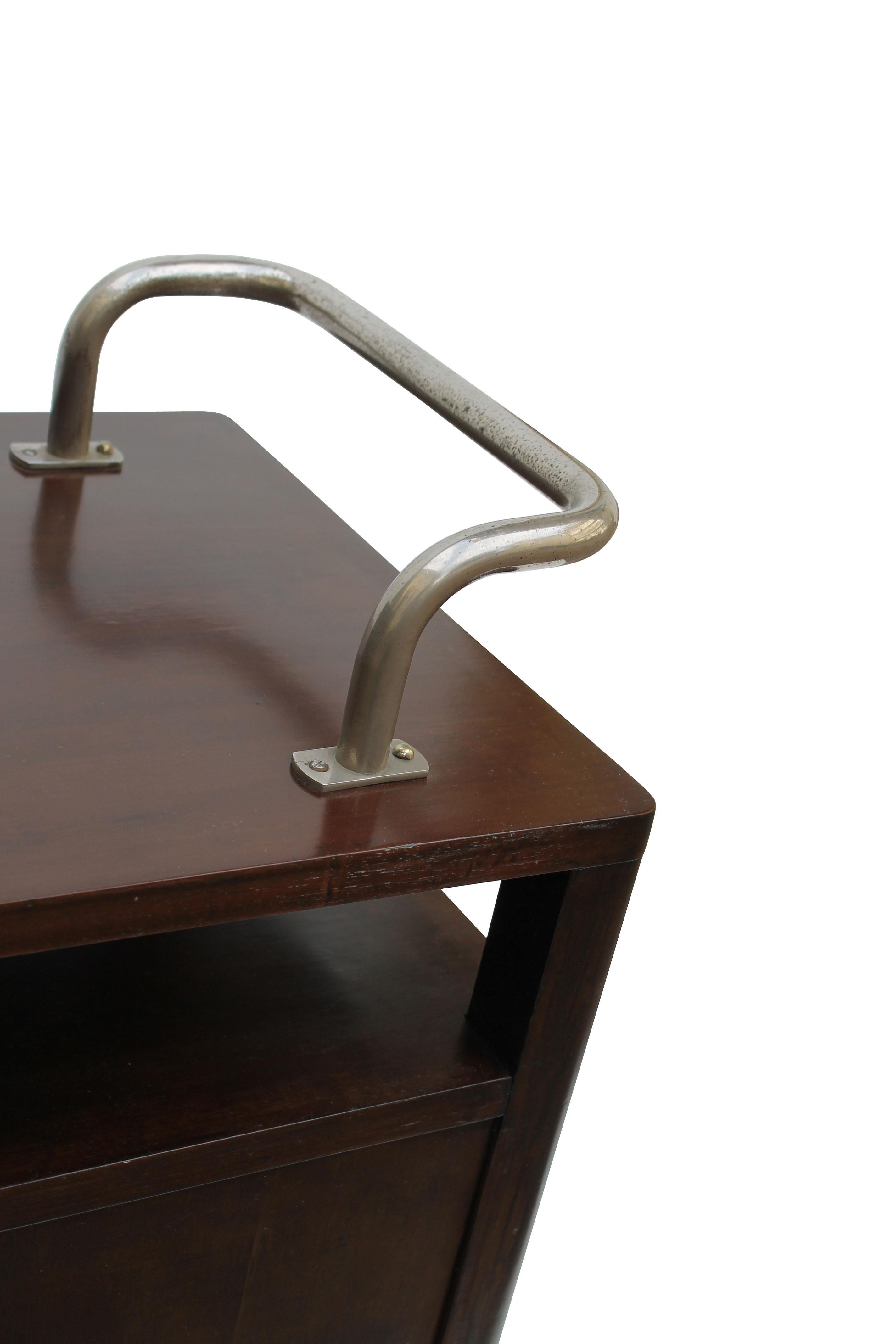 1930's Modernist Drink Cabinet Model D 625 by Thonet For Sale 3