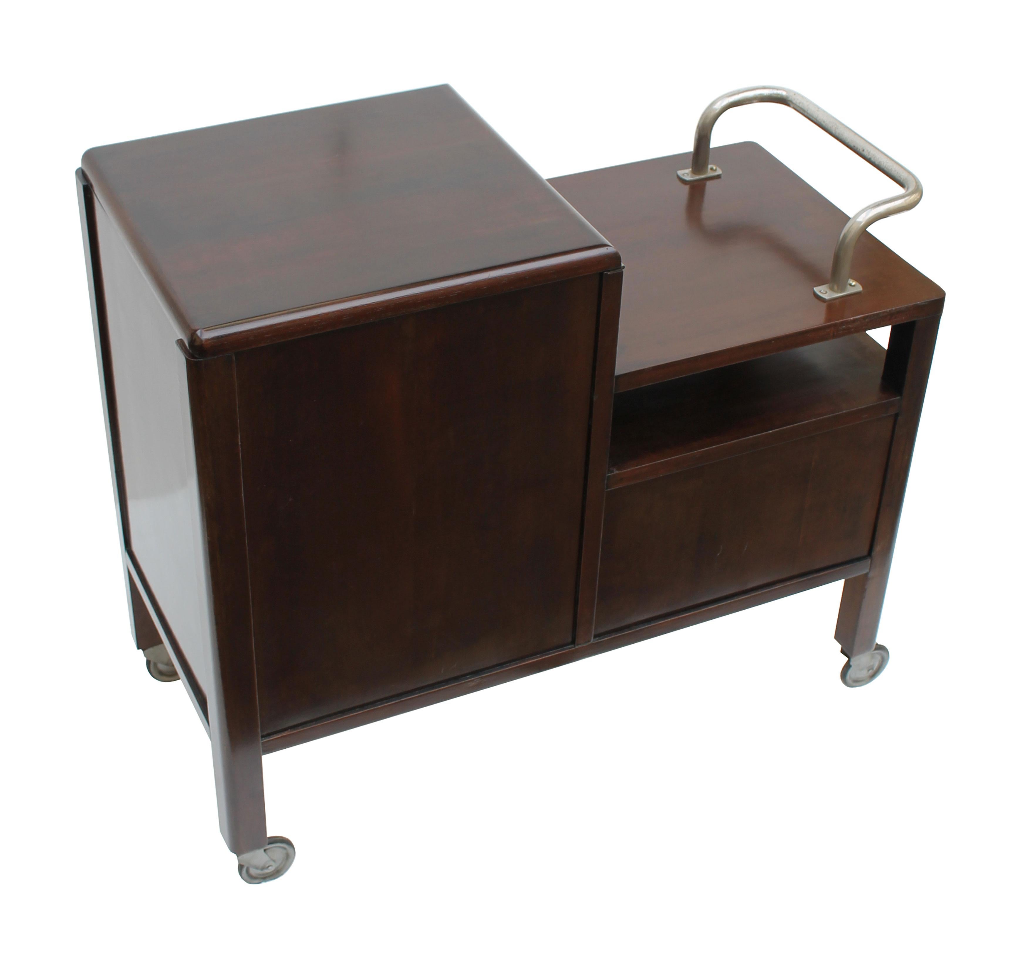 1930's Modernist Drink Cabinet Model D 625 by Thonet For Sale 5